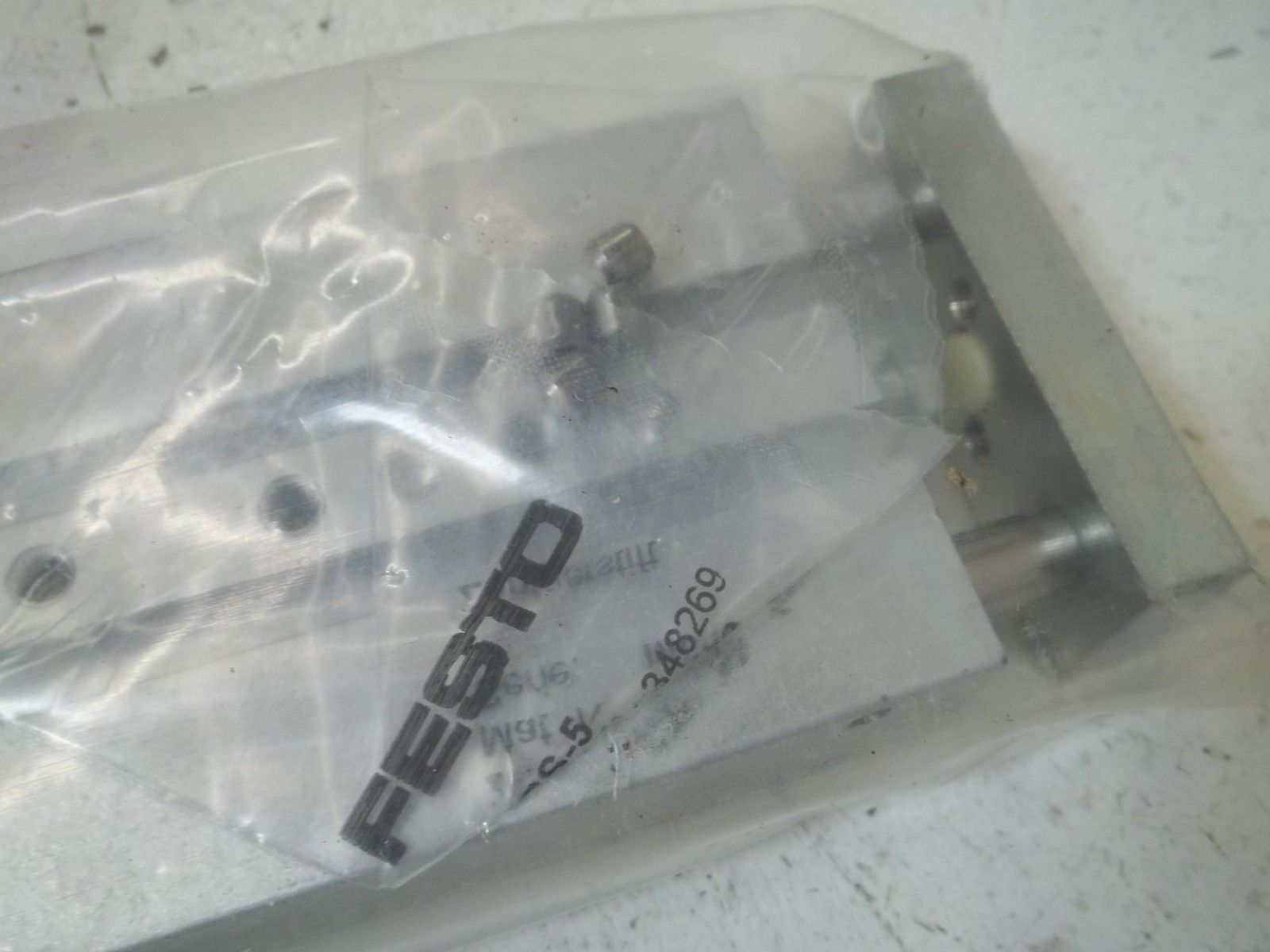 FESTO DPZ-16-50P-A-S2 TWIN CYLINDER NSNP