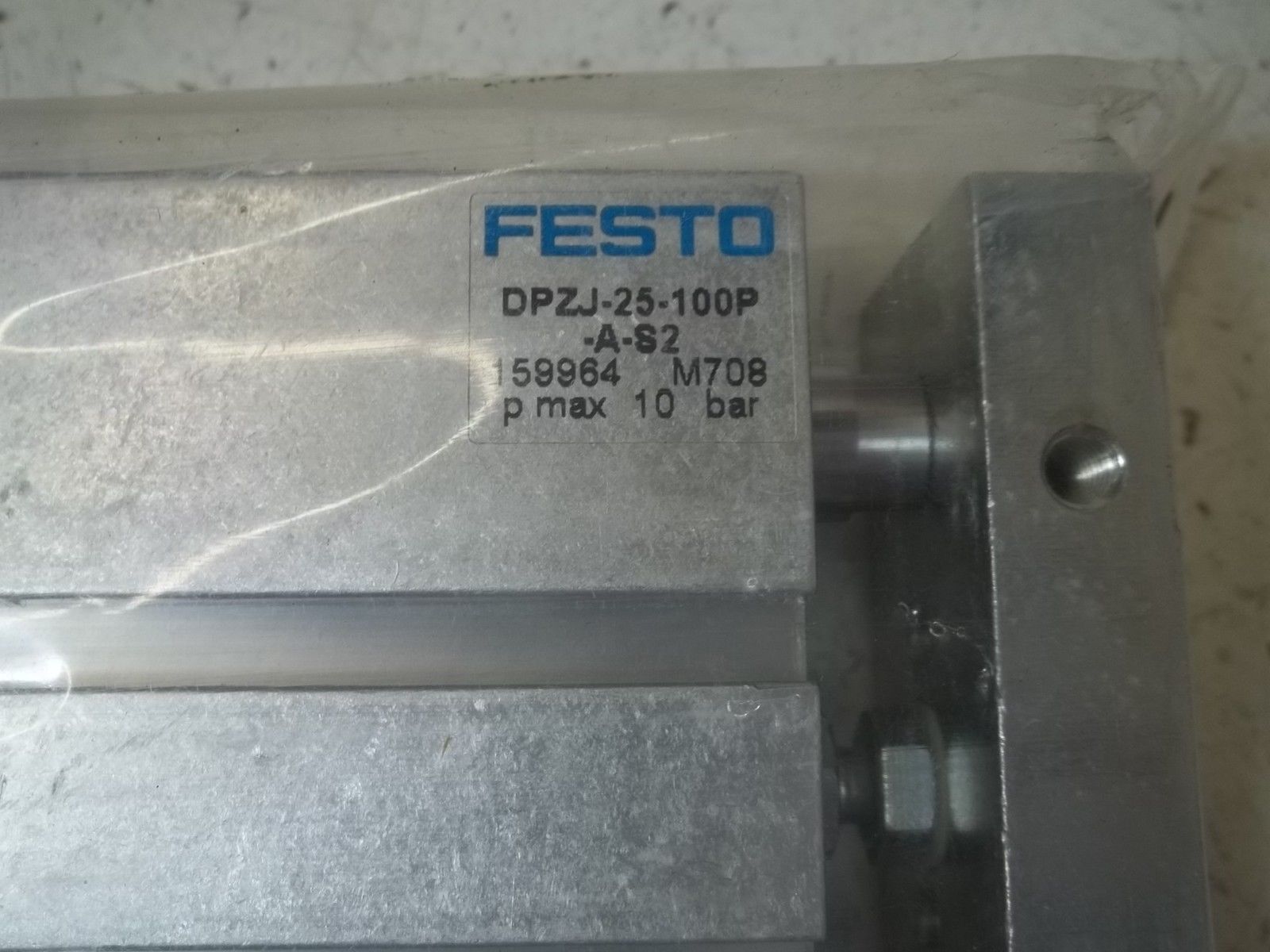 FESTO DPZJ-25-100P-A-S2 TWIN CYLINDER NSNP