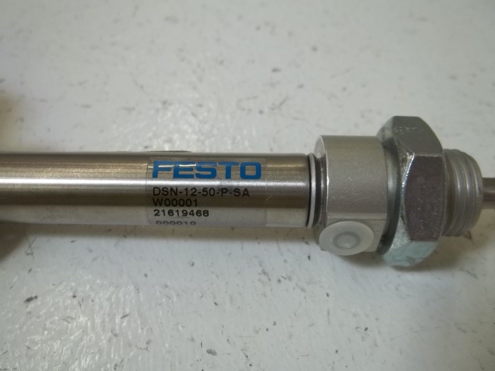 FESTO DSN-12-50-P-SA PNEUMATIC AIR CYLINDER UNMP