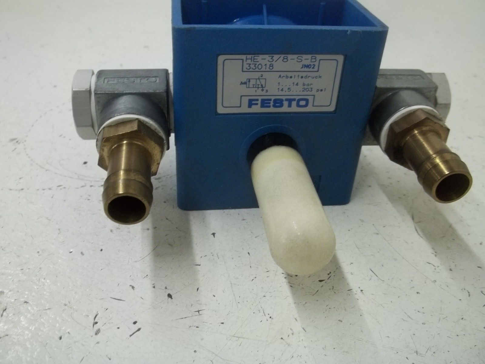FESTO HE-3/8-S-B VALVE MANUALLY ACTUATED UNMP