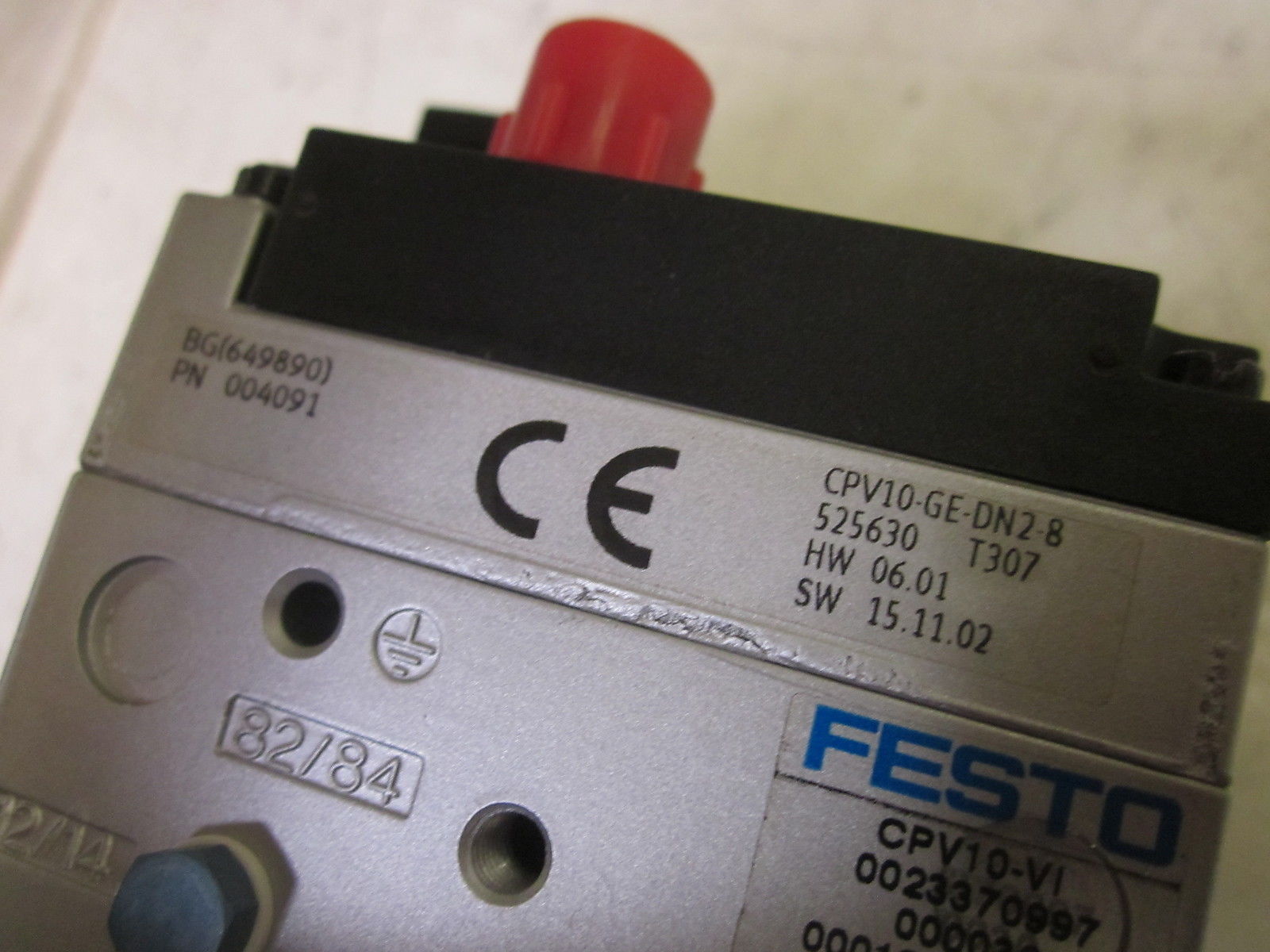 FESTO MANIFOLD W/ CPV10-GE-DN2-8 , CPV10-VI, FBA-2-M12-5POL *NEW NO BOX*