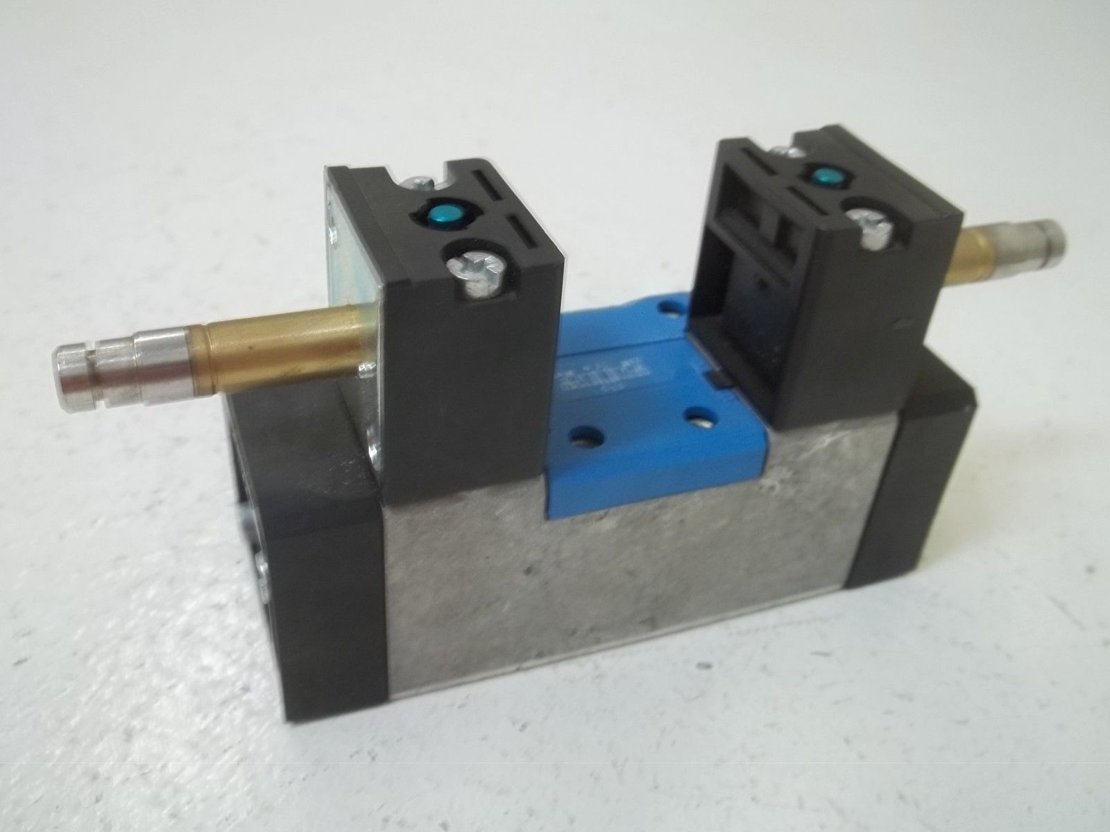 FESTO MN1H-5/3E-D-1-C SOLENOID VALVE NSNP