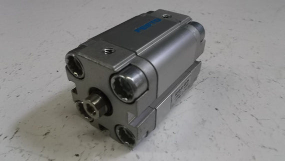 FESTO PNEUMATIC CYLINDER ADVU-25-20-PA *NEW NO BOX*