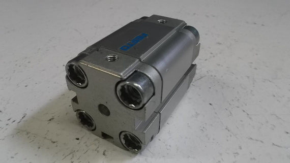 FESTO PNEUMATIC CYLINDER ADVU-25-20-PA *NEW NO BOX*