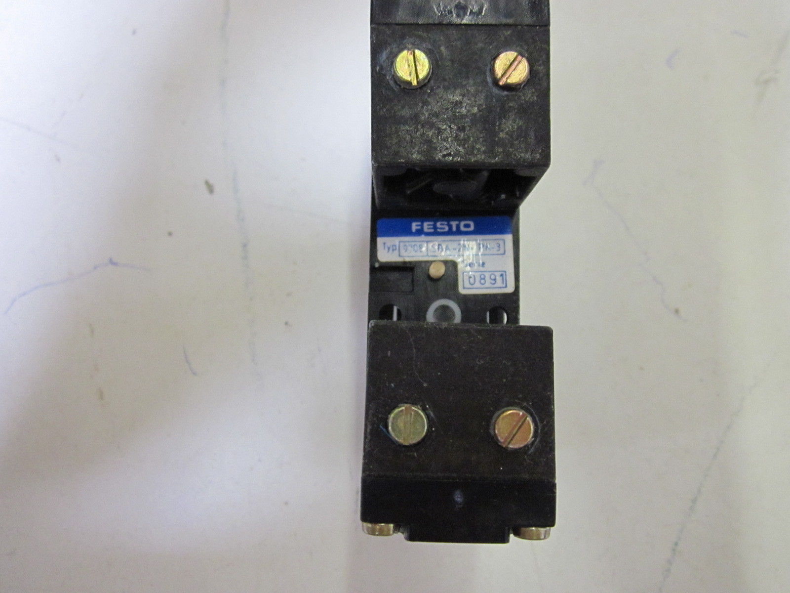 FESTO SBA-2N-PK-3 PNEUMATIC VALVE  UNMP