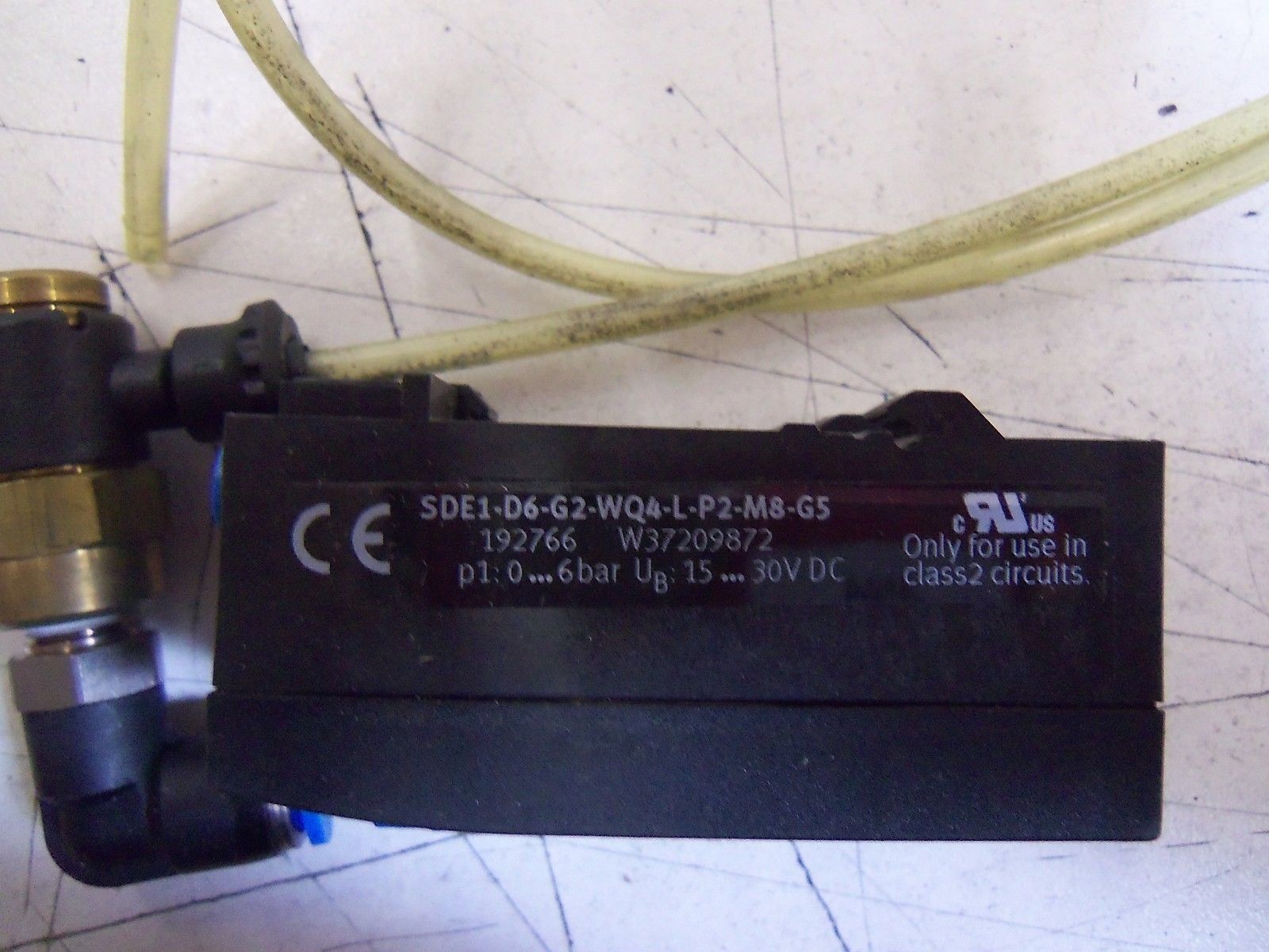 FESTO SDE1-D6-G2-WQ4-L-P2-M8-G5 *USED*