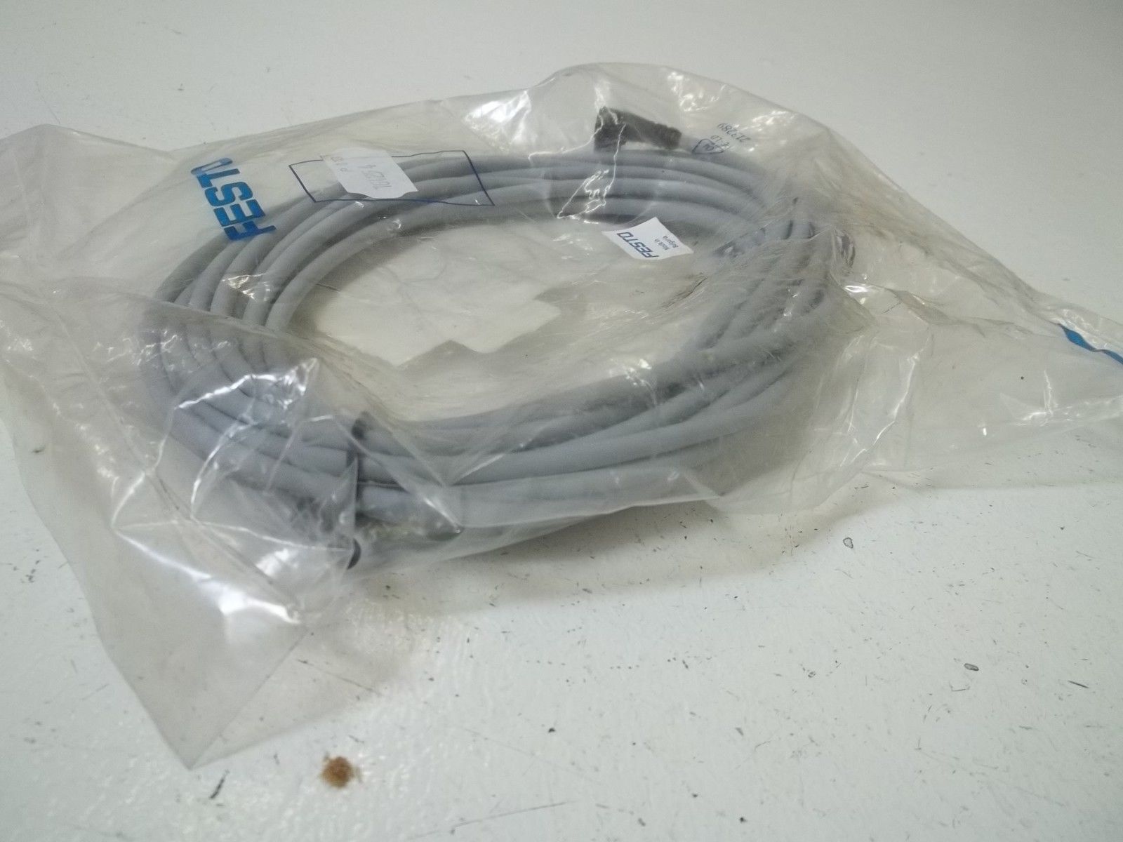FESTO SIM-K-WD-5-PU CONNECTOR CABLE W/STRAIGHT SOCKET NSMP
