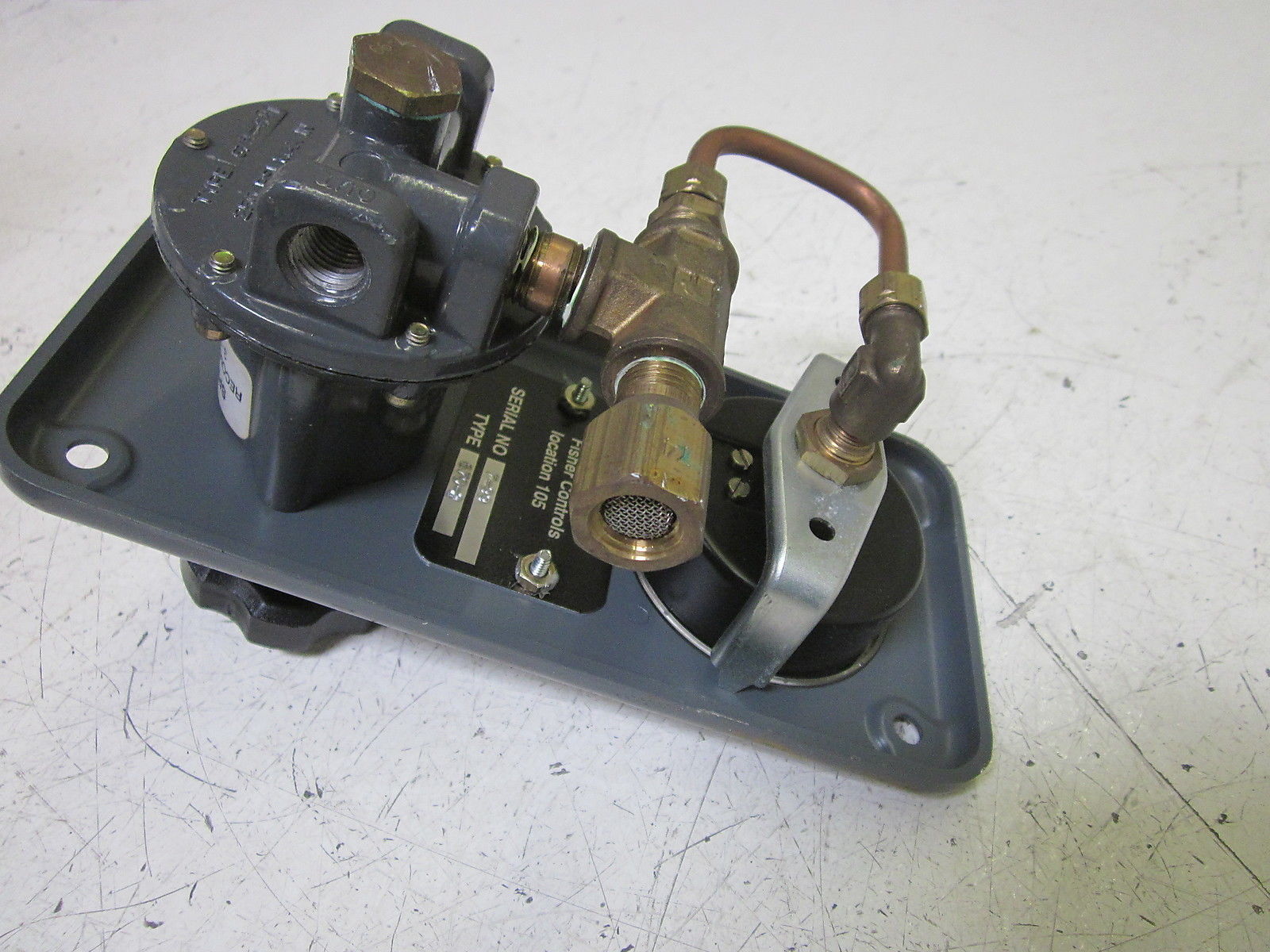 FISHER 670-2 CONTROLLER UNMP