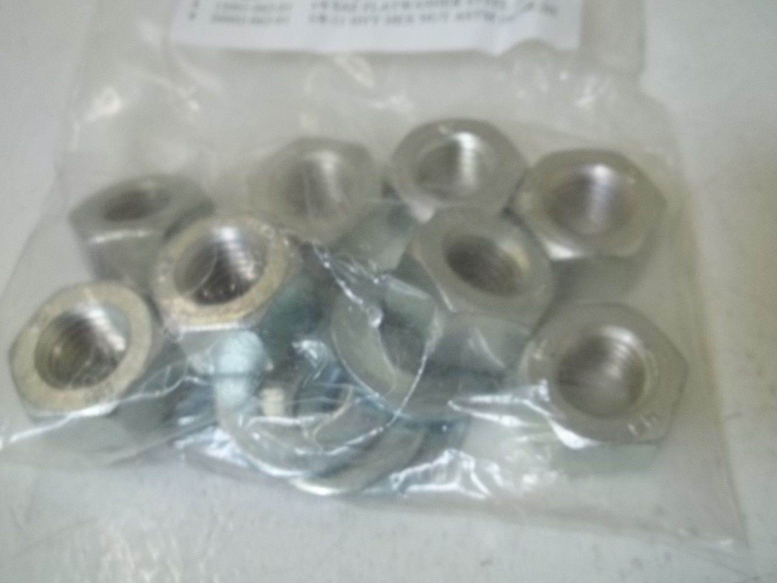 FISHER ROSEMOUNT 08711-3220-0200 MOUNTING KIT *NEW IN BOX*