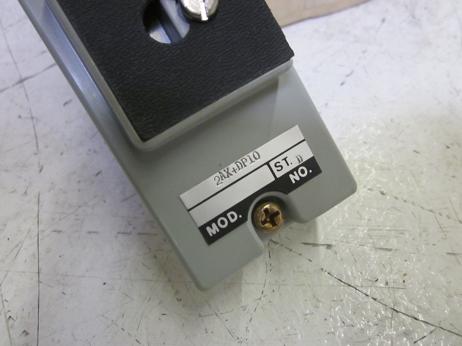 FOXBORO 2AX+DP10 POWER DISTRIBUTION MODULE  UNMP