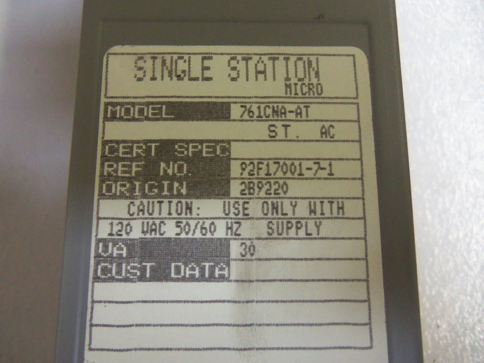 FOXBORO 761CNA-AT CONTROLLER MICRO SINGLE STATION UNMP