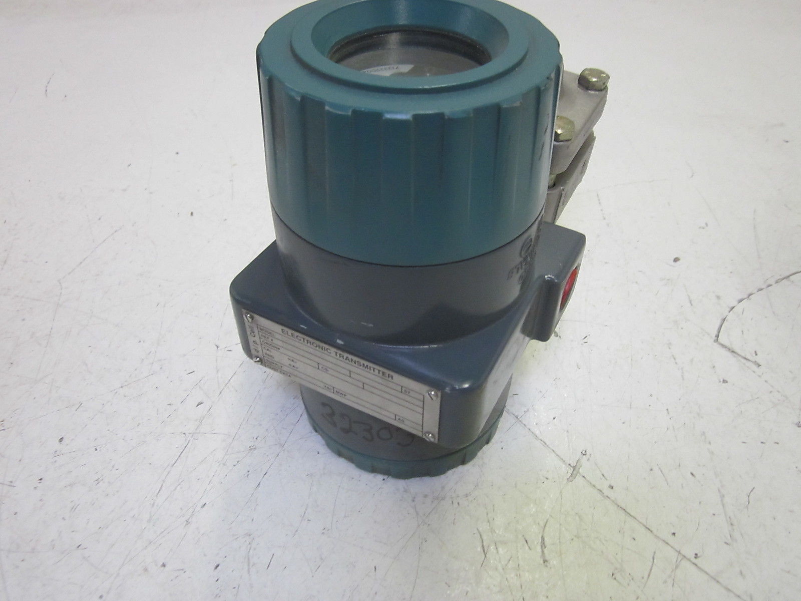 FOXBORO 821CM-IS1SM2A DIFFERENTIAL PRESSURE TRANSMITTER 150PSI   UNMP