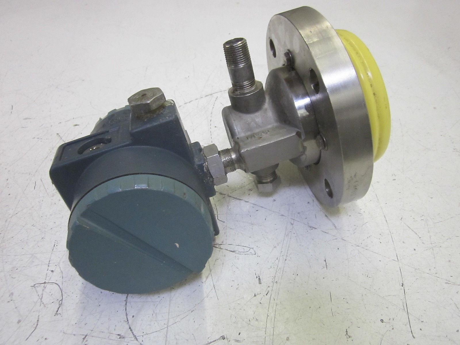 FOXBORO 827DF-1S1NMSA1 TRANSMITTER UNMP