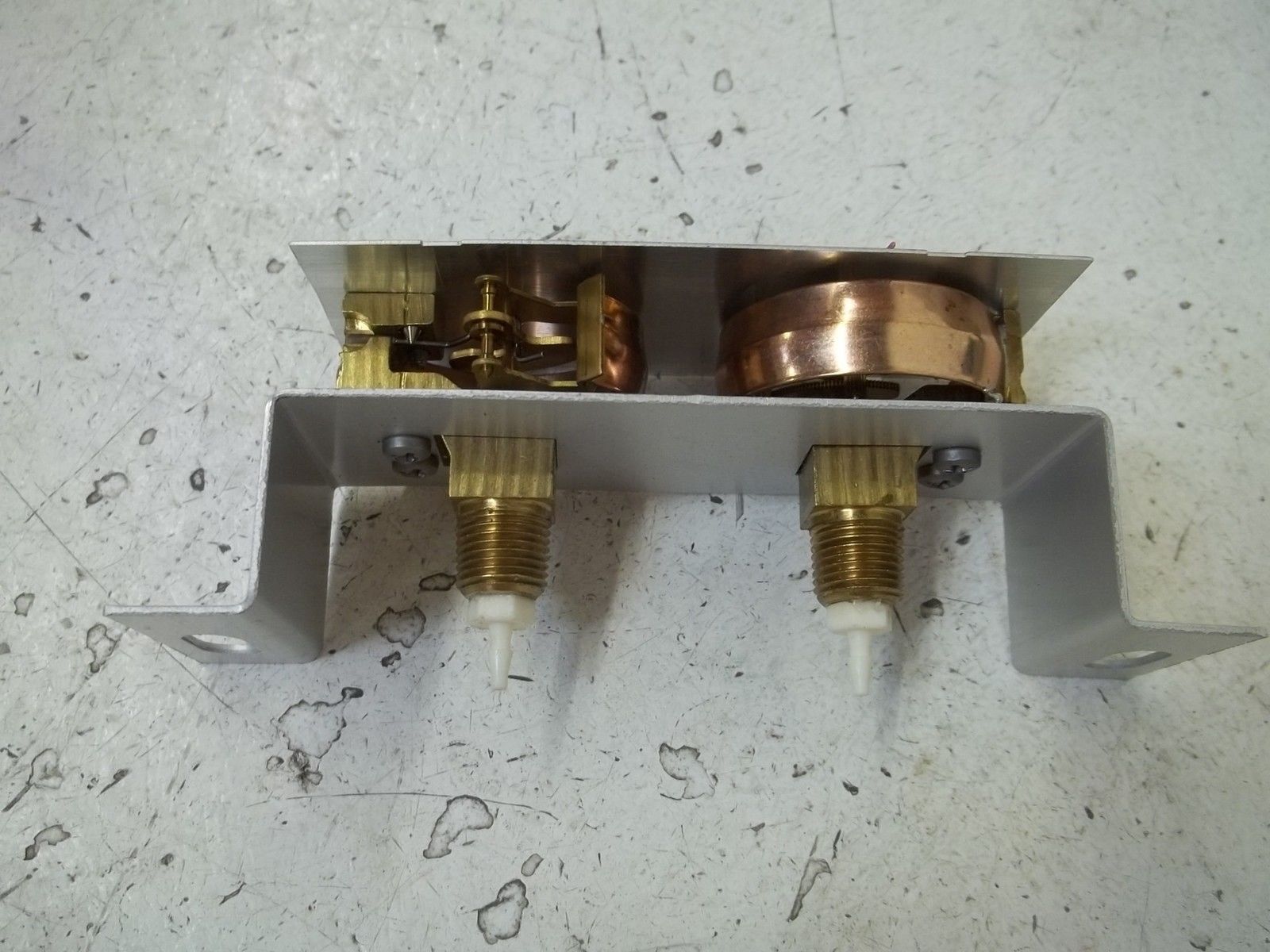 FOXBORO P0103RE GAUGE NSMP