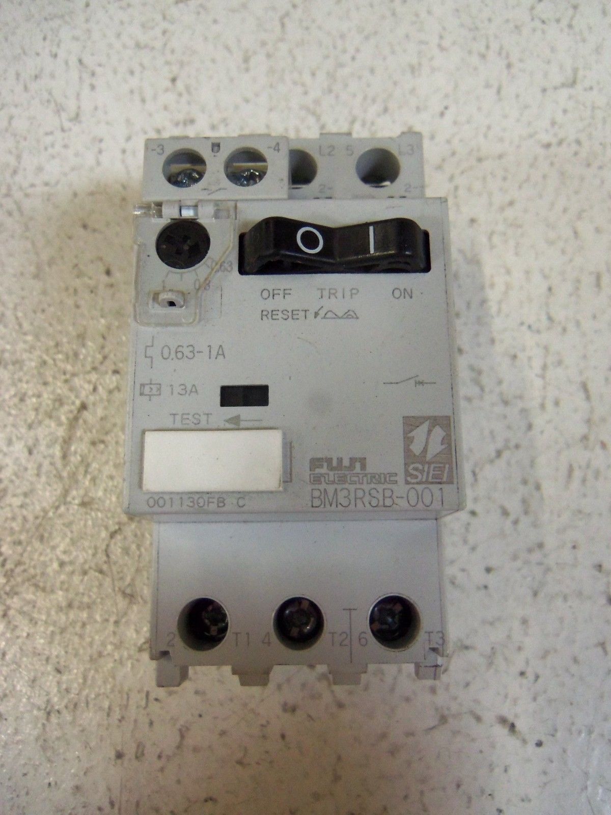 FUJI ELECTRIC MOTOR STARTER  BM3RSB-001  UNMP