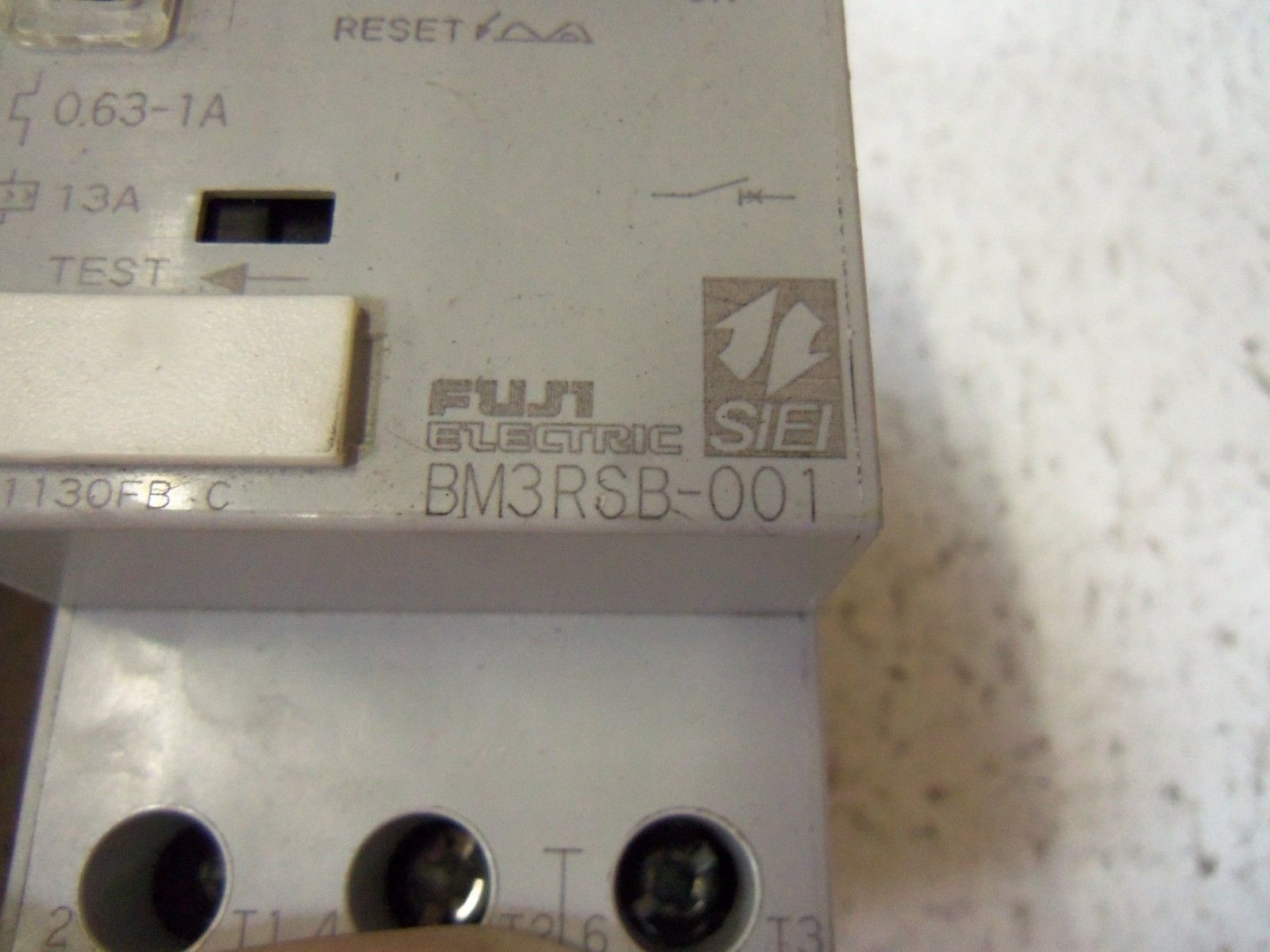 FUJI ELECTRIC MOTOR STARTER  BM3RSB-001  UNMP