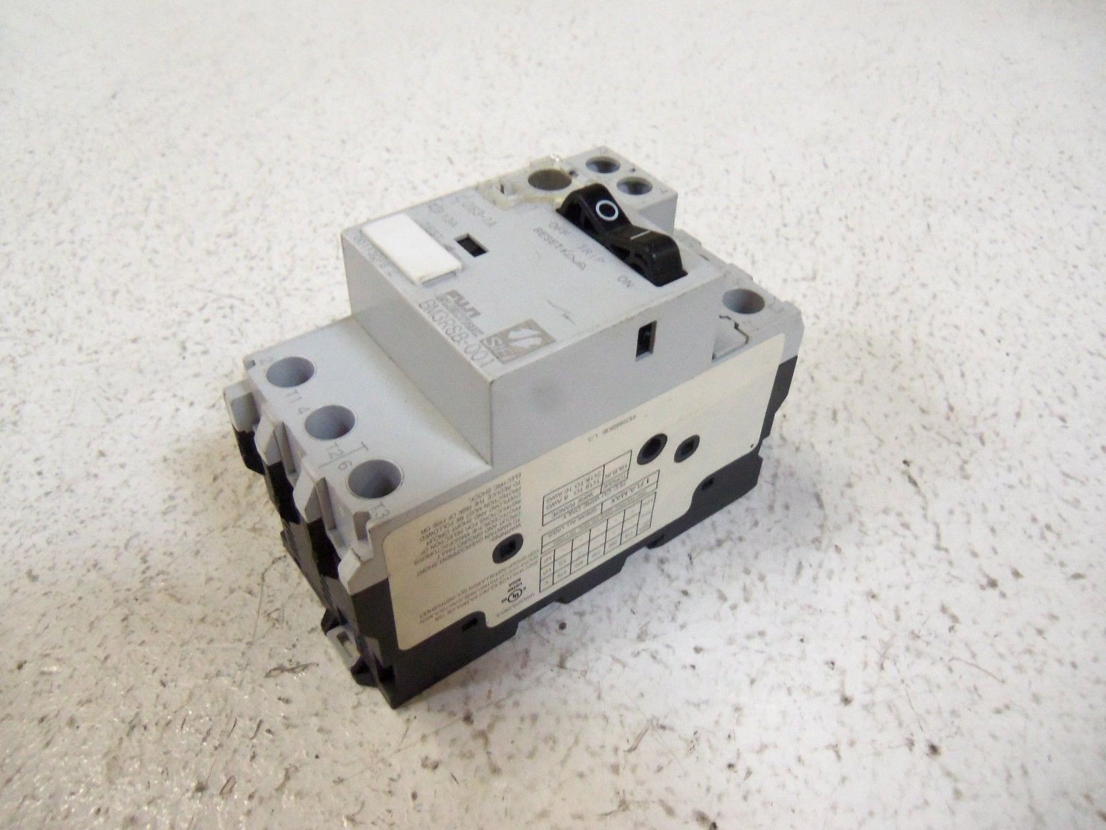 FUJI ELECTRIC MOTOR STARTER  BM3RSB-001  UNMP