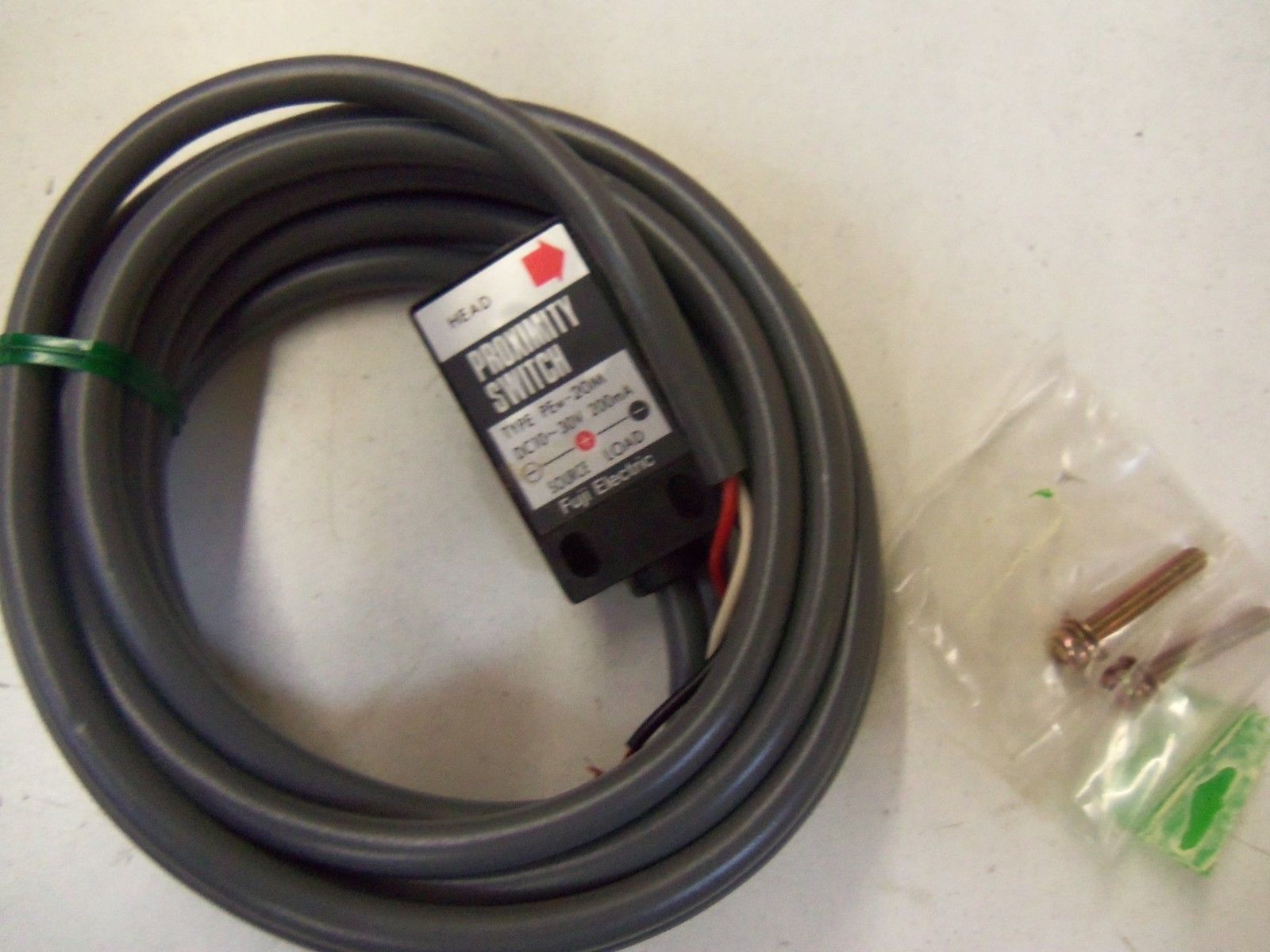 FUJI ELECTRIC PEW-20M *NEW IN BOX*
