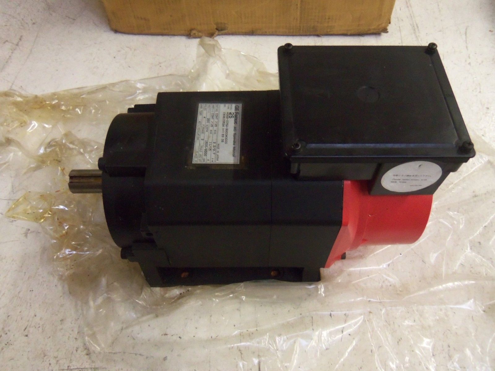 GE FANUC A06B-0752-B200#3000 SPINDLE MOTOR (BOX IS TORN) NSMP