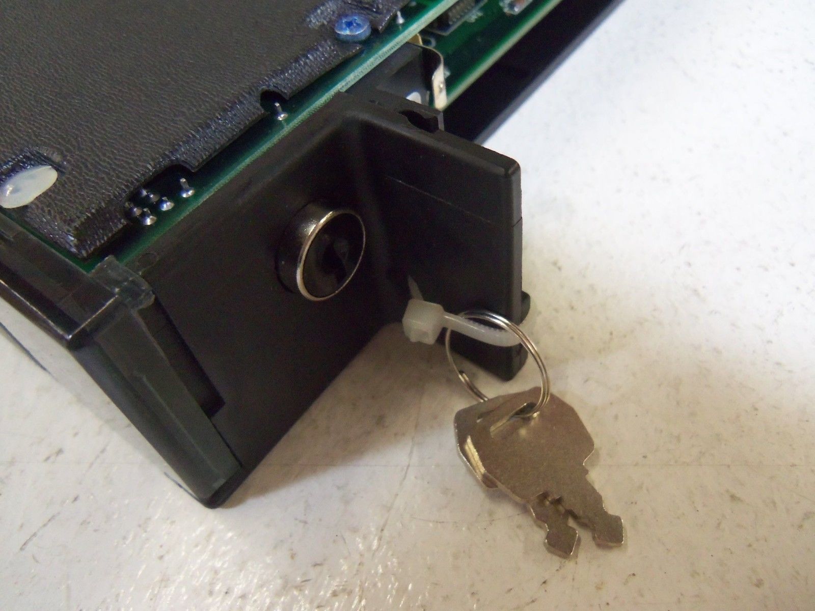 GE FANUC IC697CPX772-GD  NSMP