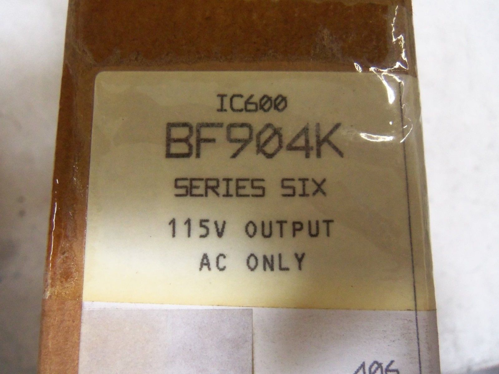 GE FANUC IC600BF904K OUTPUT MODULE NSFS