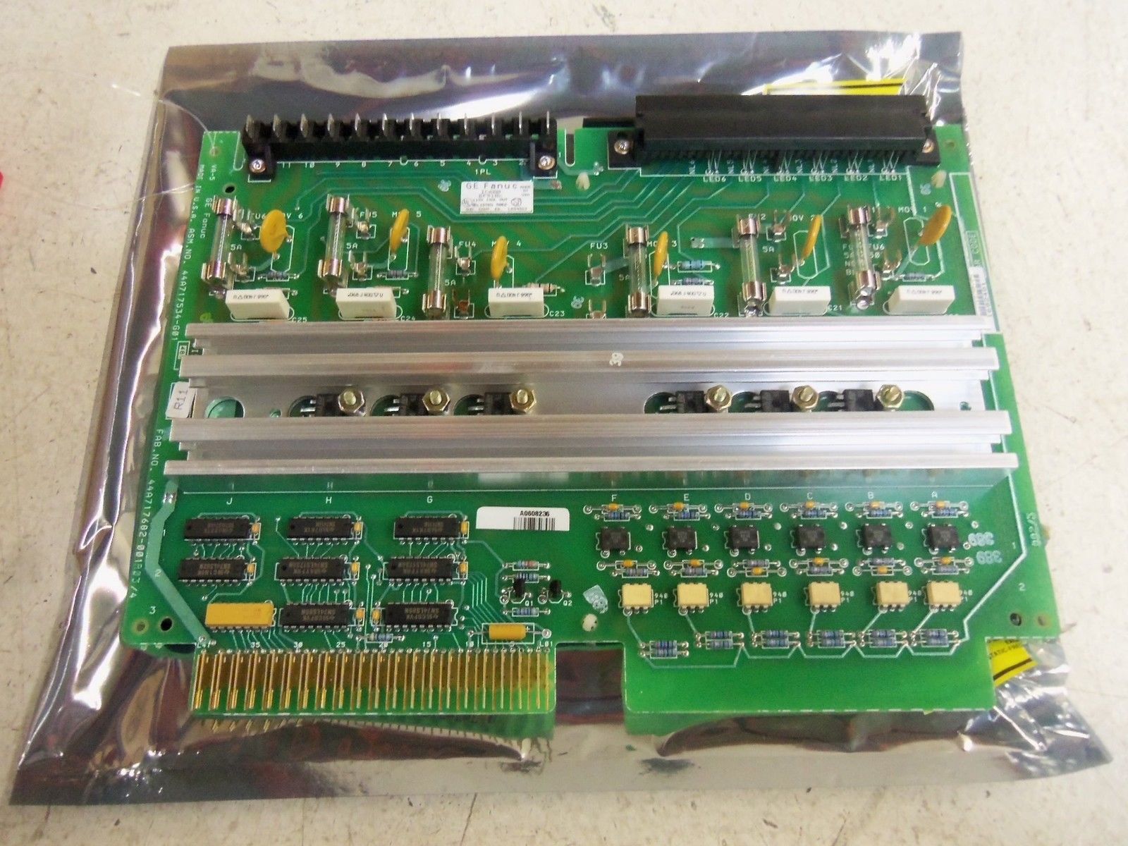 GE FANUC IC600BF910K OUTPUT MODULE (UNMP) NSMP