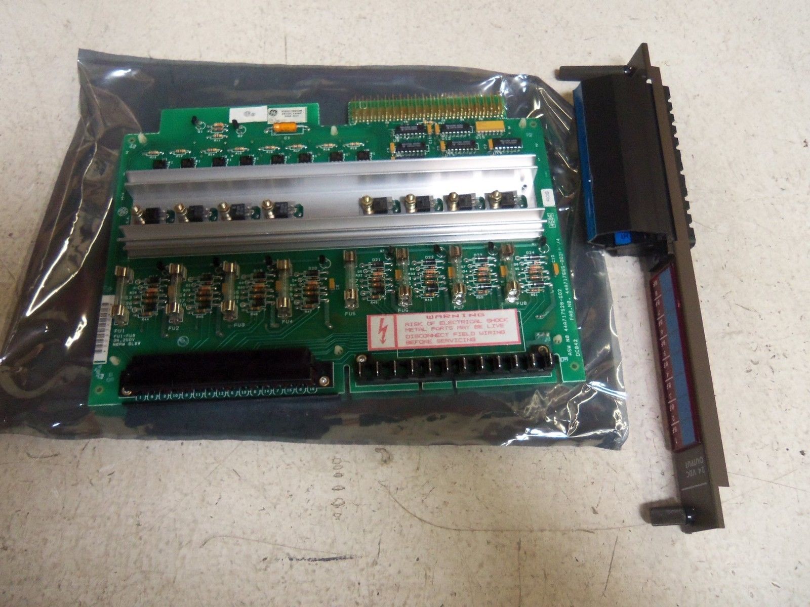 GE FANUC IC600YB902B OUTPUT MODULE NSMP