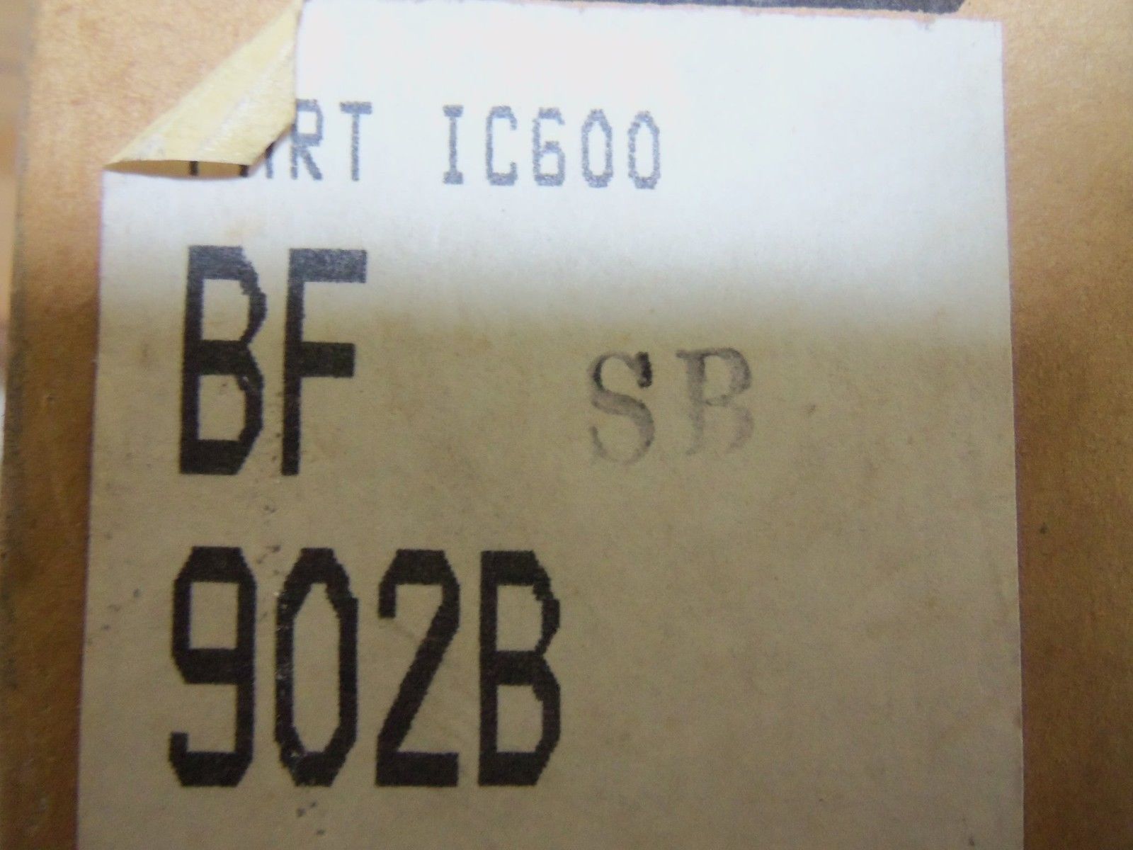 GE FANUC IC600YB902B OUTPUT MODULE NSMP