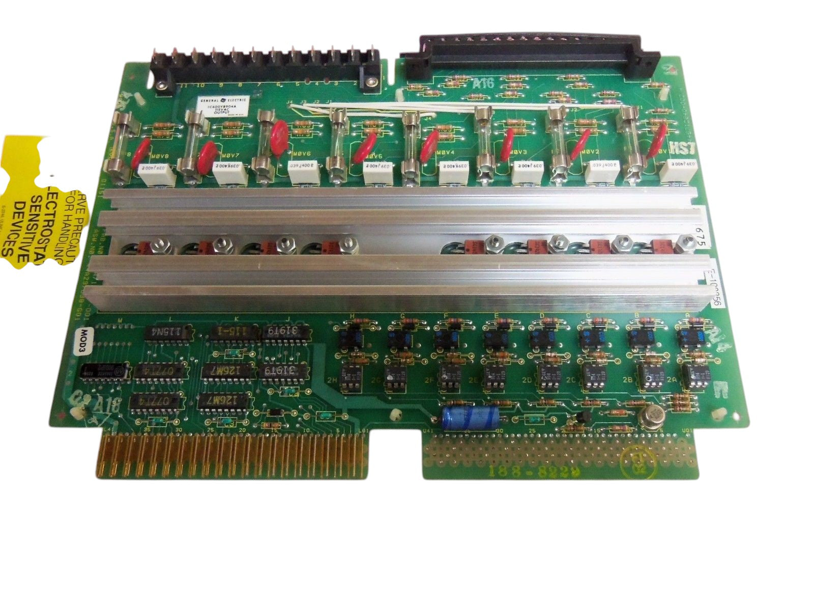 GE FANUC IC600YB904A OUTPUT MODULE UNMP