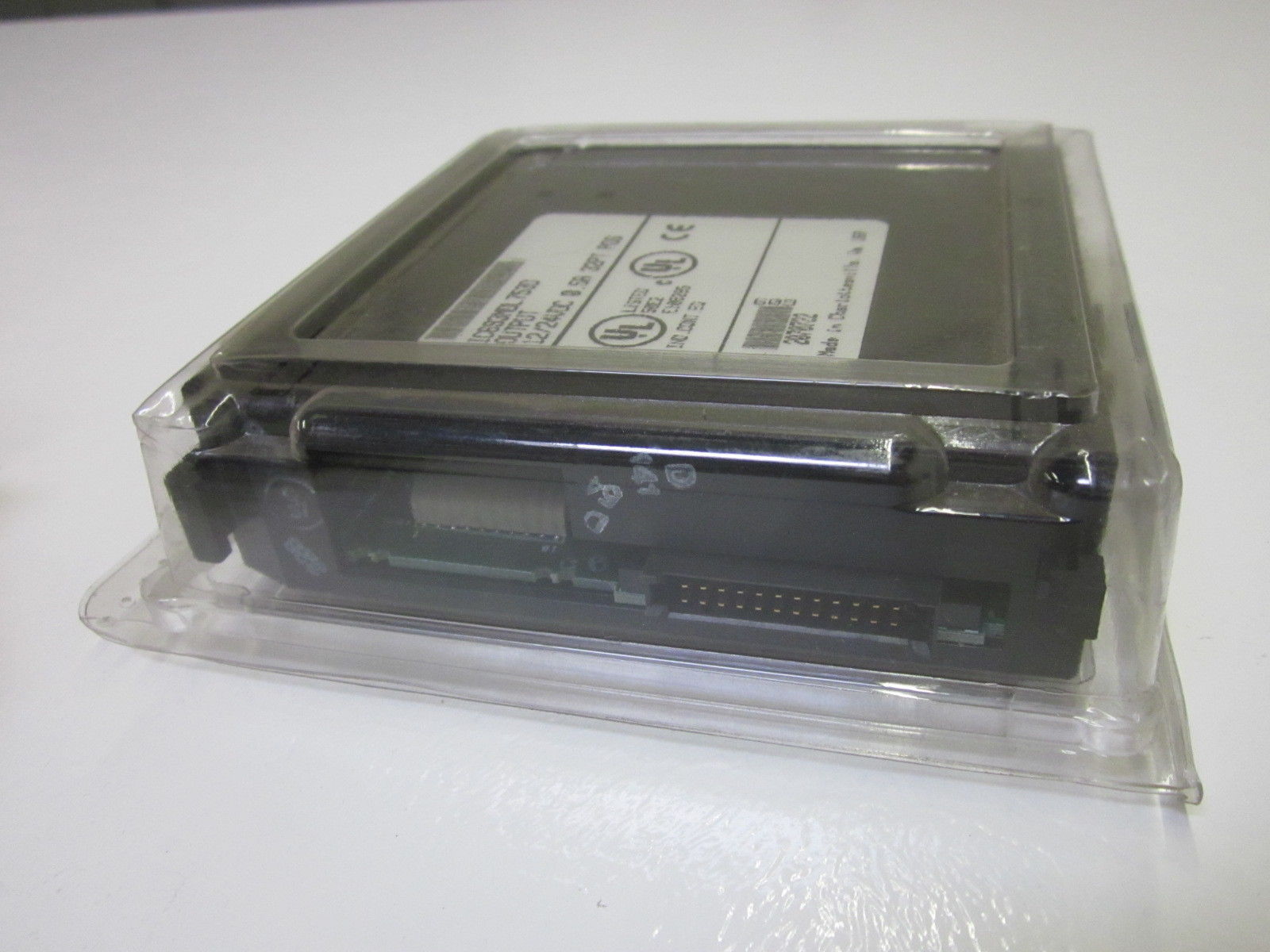 GE FANUC IC693MDL753D OUTPUT MODULE 0.5A 12/24VDC NSMP