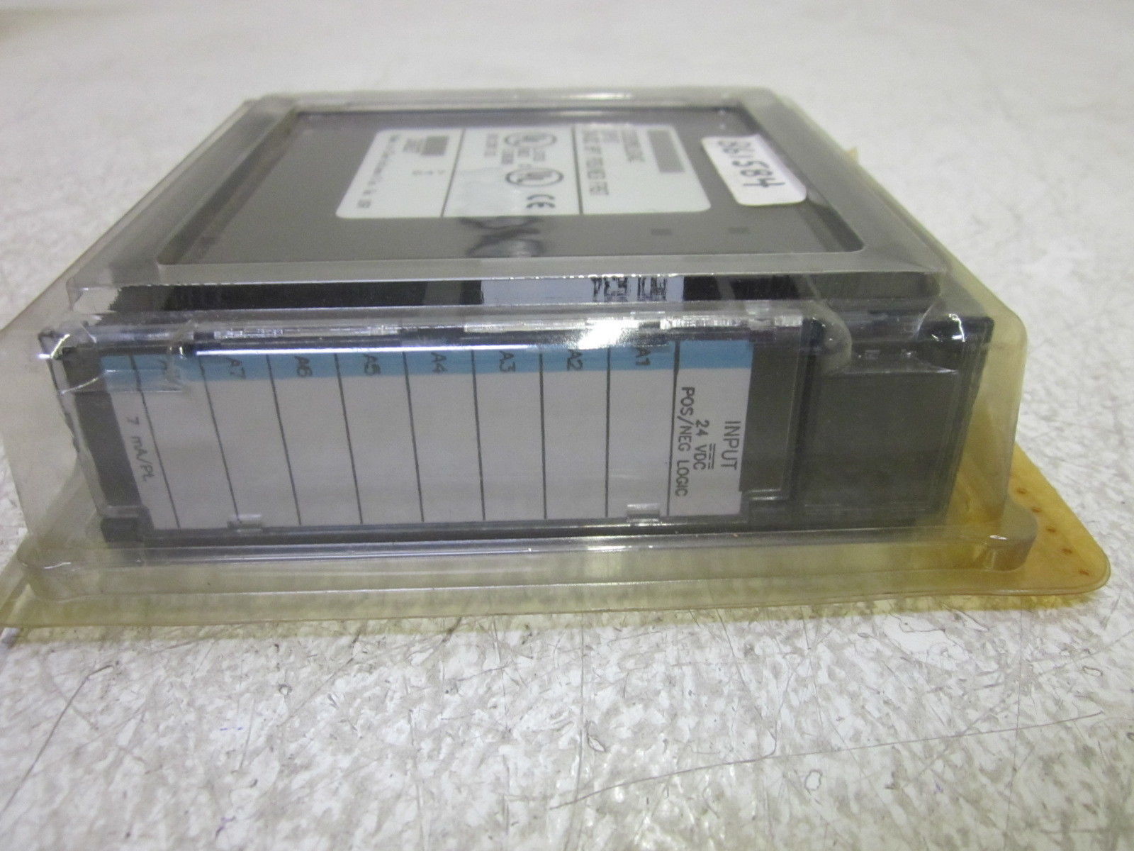 GE FANUC IC693MDL634C INPUT 24VDC 8PT POS/NEG NSMP