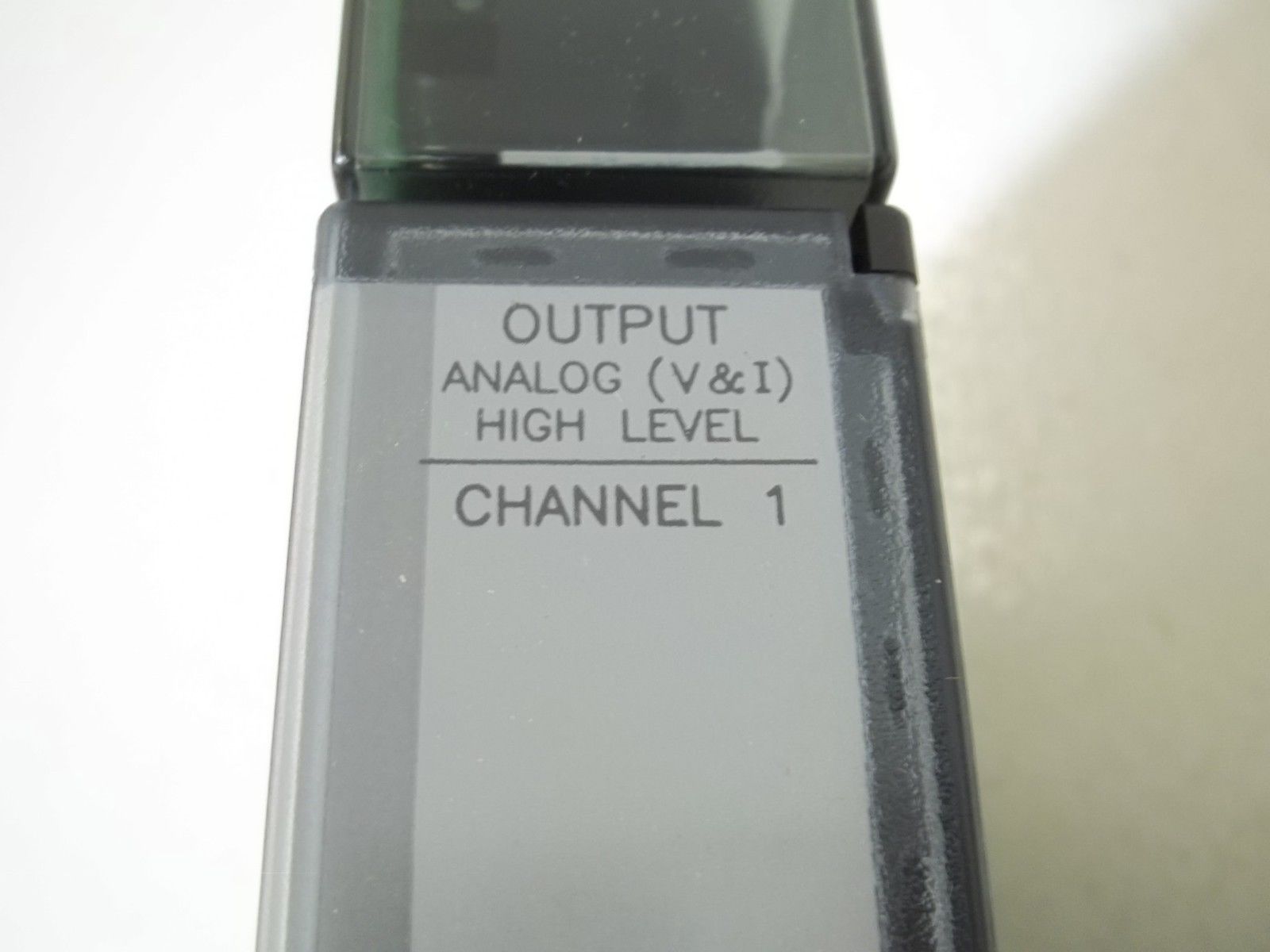 GE FANUC IC697ALG230 OUTPUT ANALOG (V&I) HIGH LEVEL NSMP