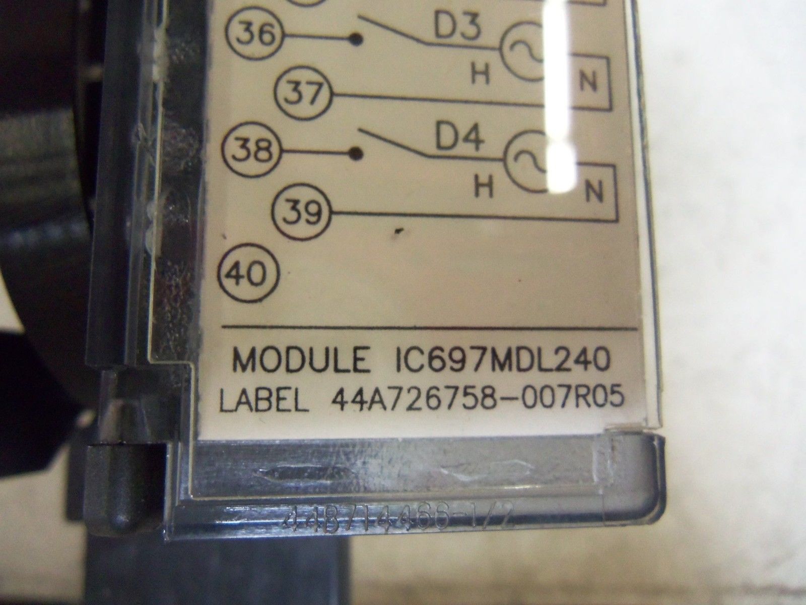 GE FANUC IC697MDL240 120 VAC ISOLATED INPUT UNMP