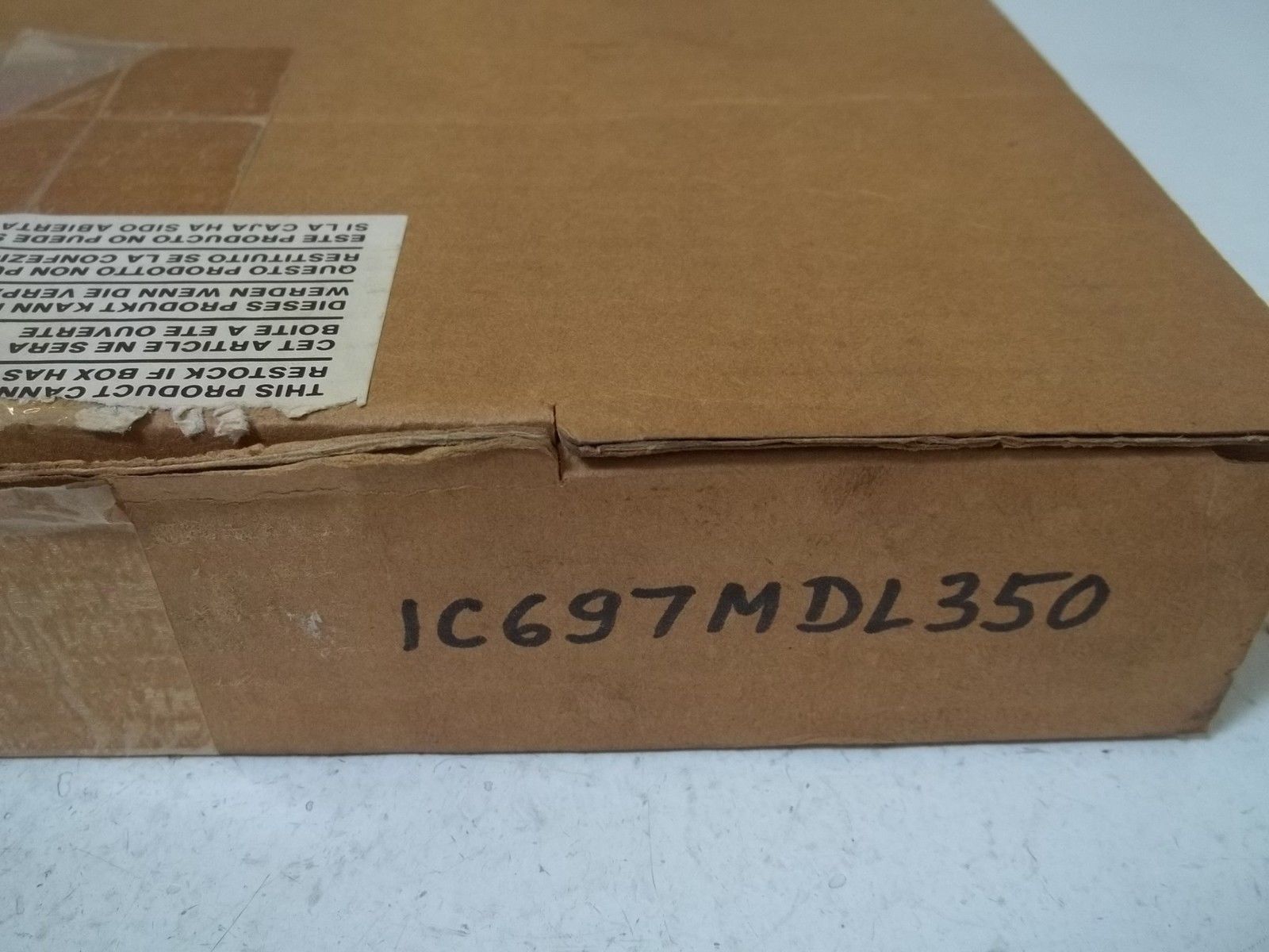 GE FANUC IC697MDL350 OUTPUT 120VAC .5A/PT1 NSMP