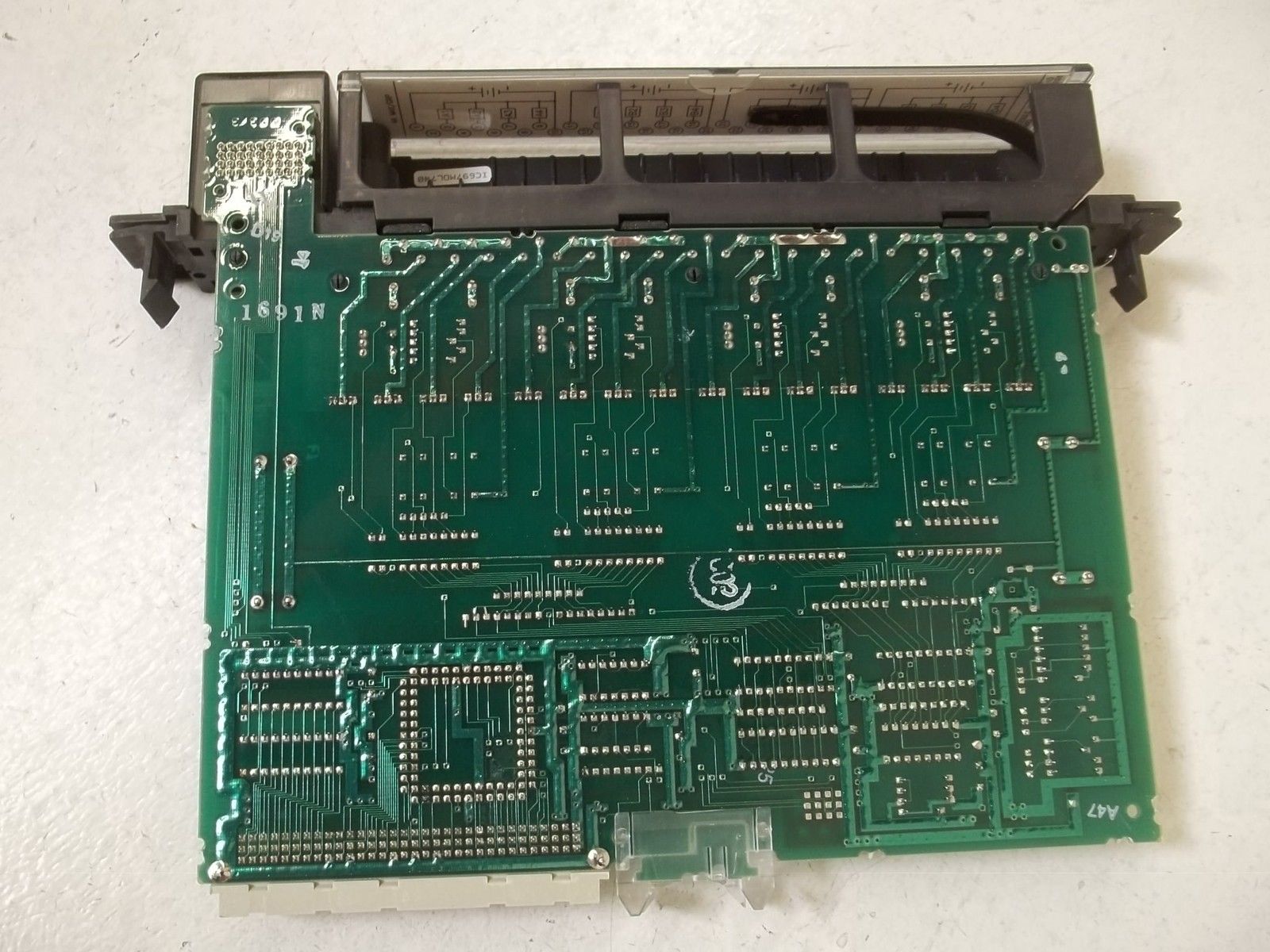 GE FANUC IC697MDL740B OUTPUT MODULE 24/48VDC 2A 16PT NSMP