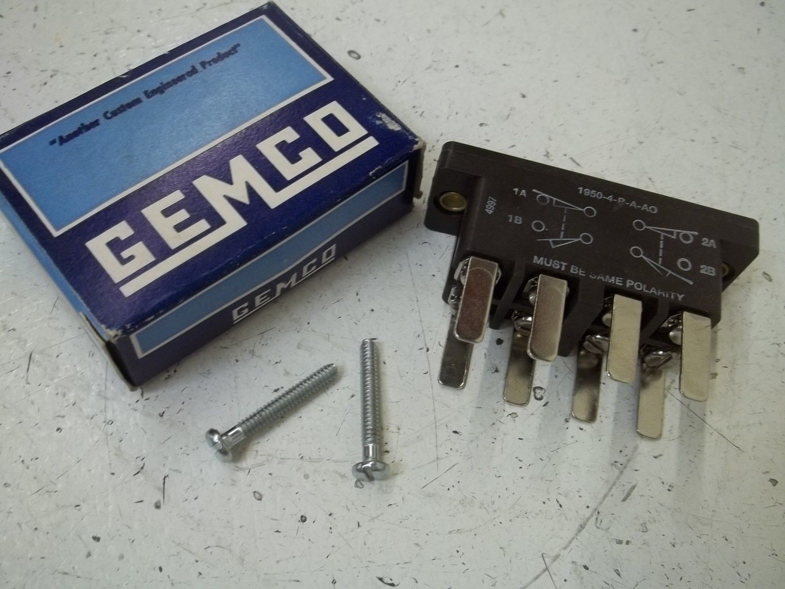 GEMCO 1950-4-P-A-AO LIMIT SWITCH NSMP