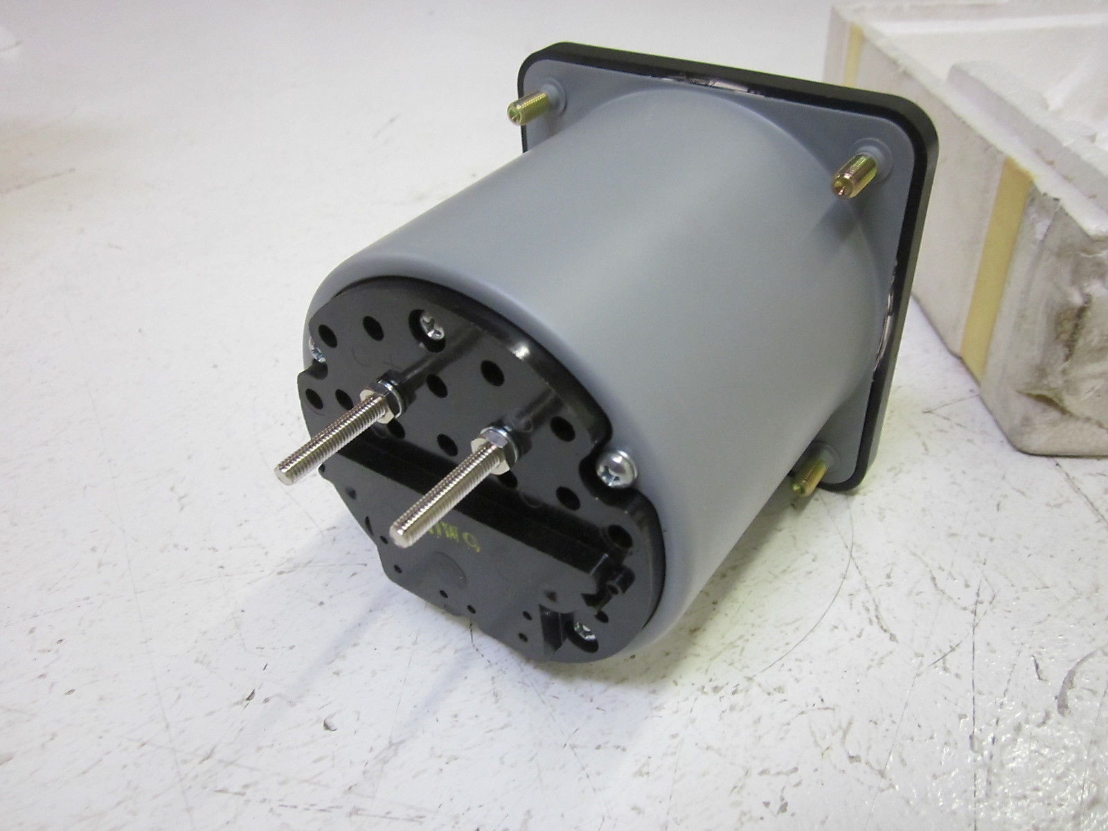 GENERAL ELECTRIC 103121ABNT7LAT 0-50 DC AMPERES PANEL METER   NSMP