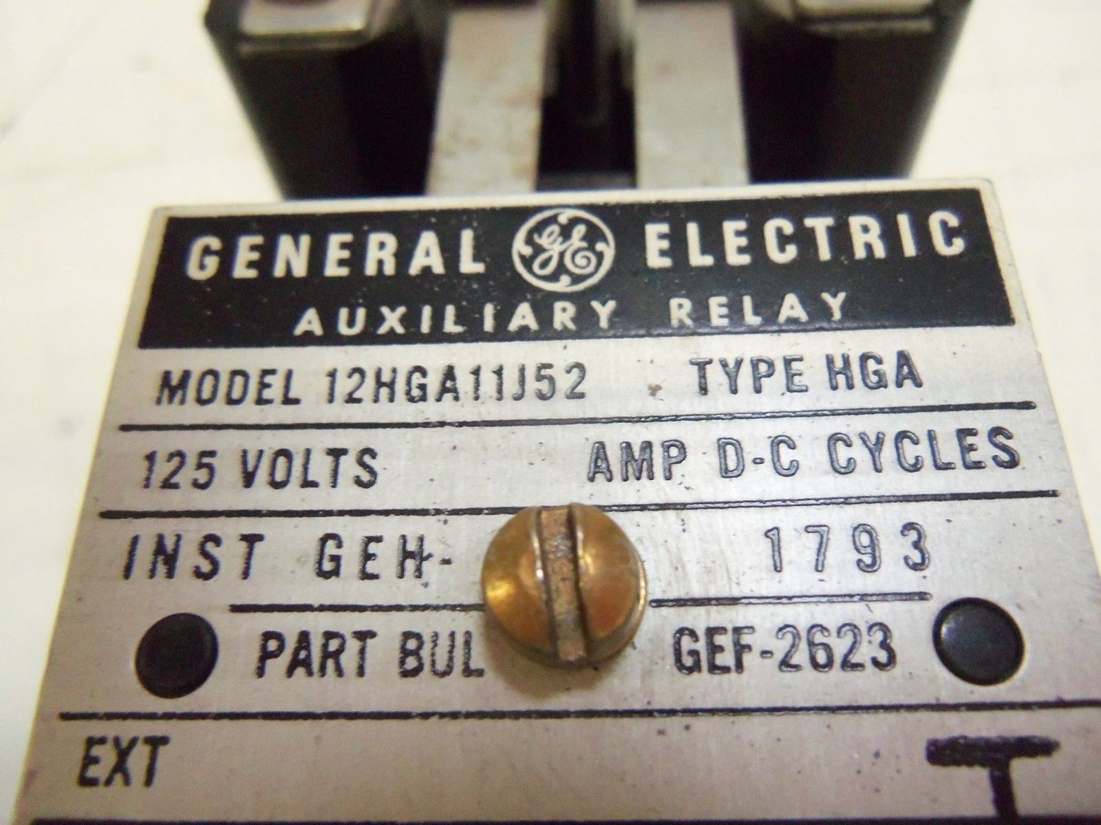 GENERAL ELECTRIC 12HGA11J52 AUXILIARY RELAY UNMP