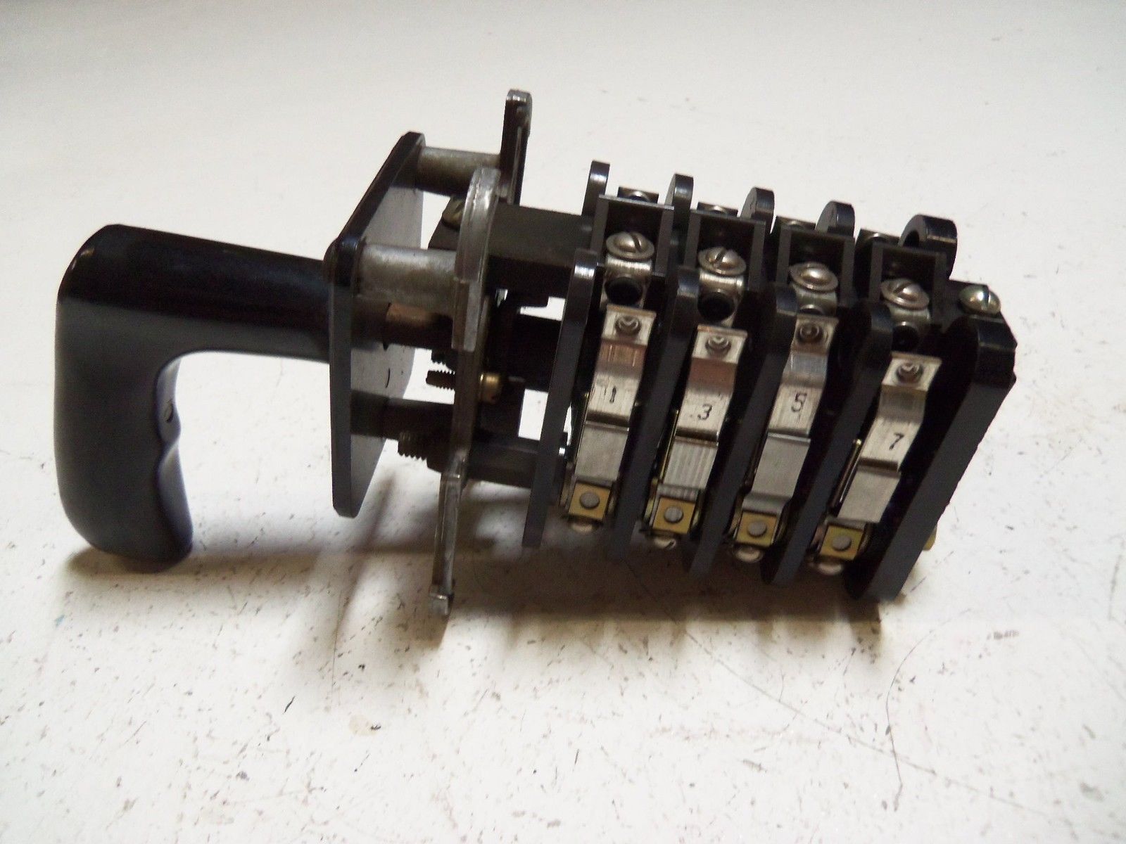 GENERAL ELECTRIC 16SB1DB4A75SSM2L AUX CONTROL SWITCH UNMP