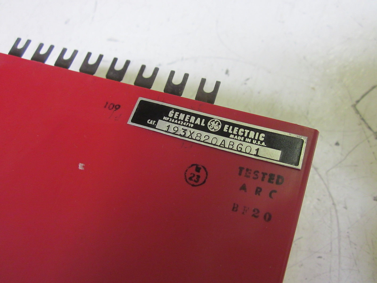 GENERAL ELECTRIC 193X820ABG01 *USED*