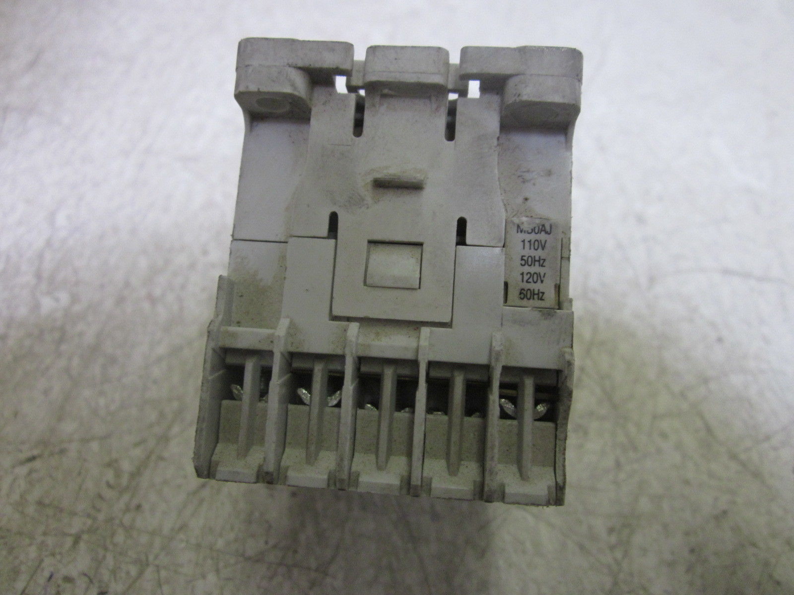 GENERAL ELECTRIC CAE210T CONTACTOR 120V W/ BRE6,3 RELAY UNMP
