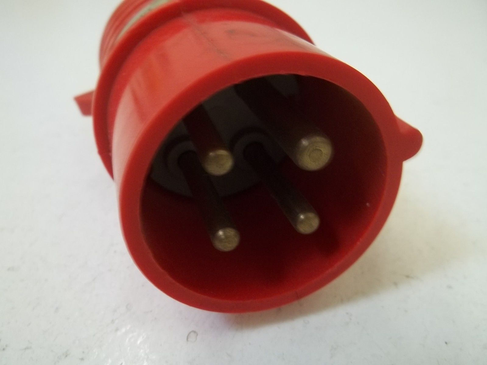 GENERAL ELECTRIC GE 420 P7 480VAC  RECEPTACLE & PLUG  UNMP