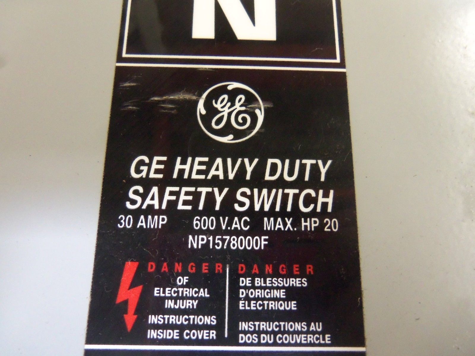 GENERAL ELECTRIC NP1578000F SAFETY SWITCH UNMP