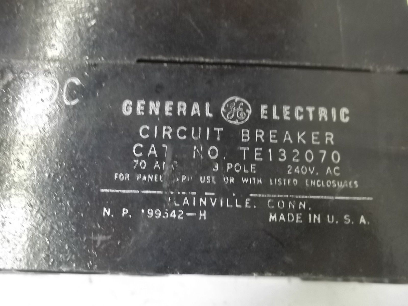 GENERAL ELECTRIC TE132070 CIRCUIT BREAKER UNMP