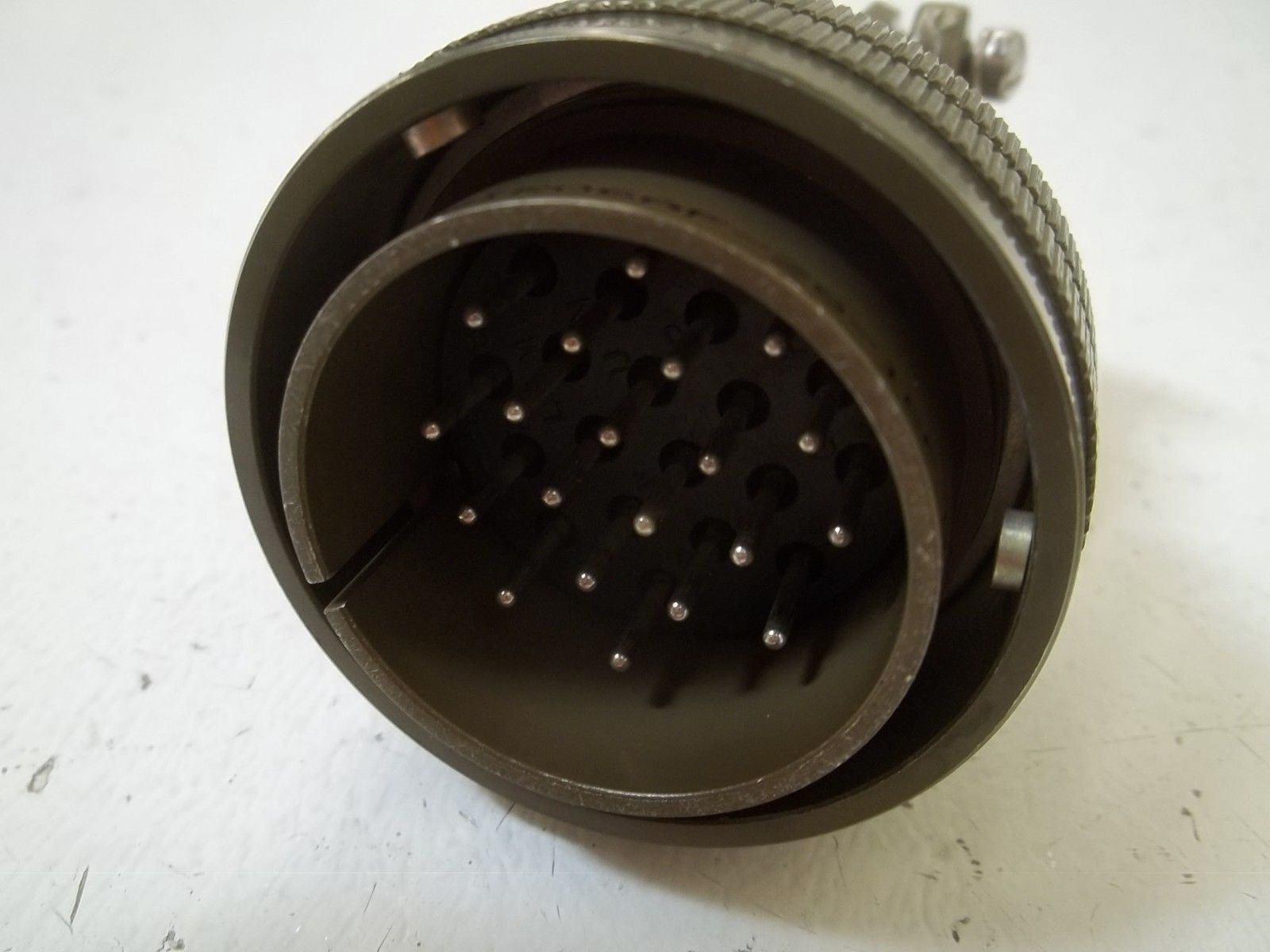 GLENAIR INC. CIR06AF-28-16P CONNECTOR NSNP