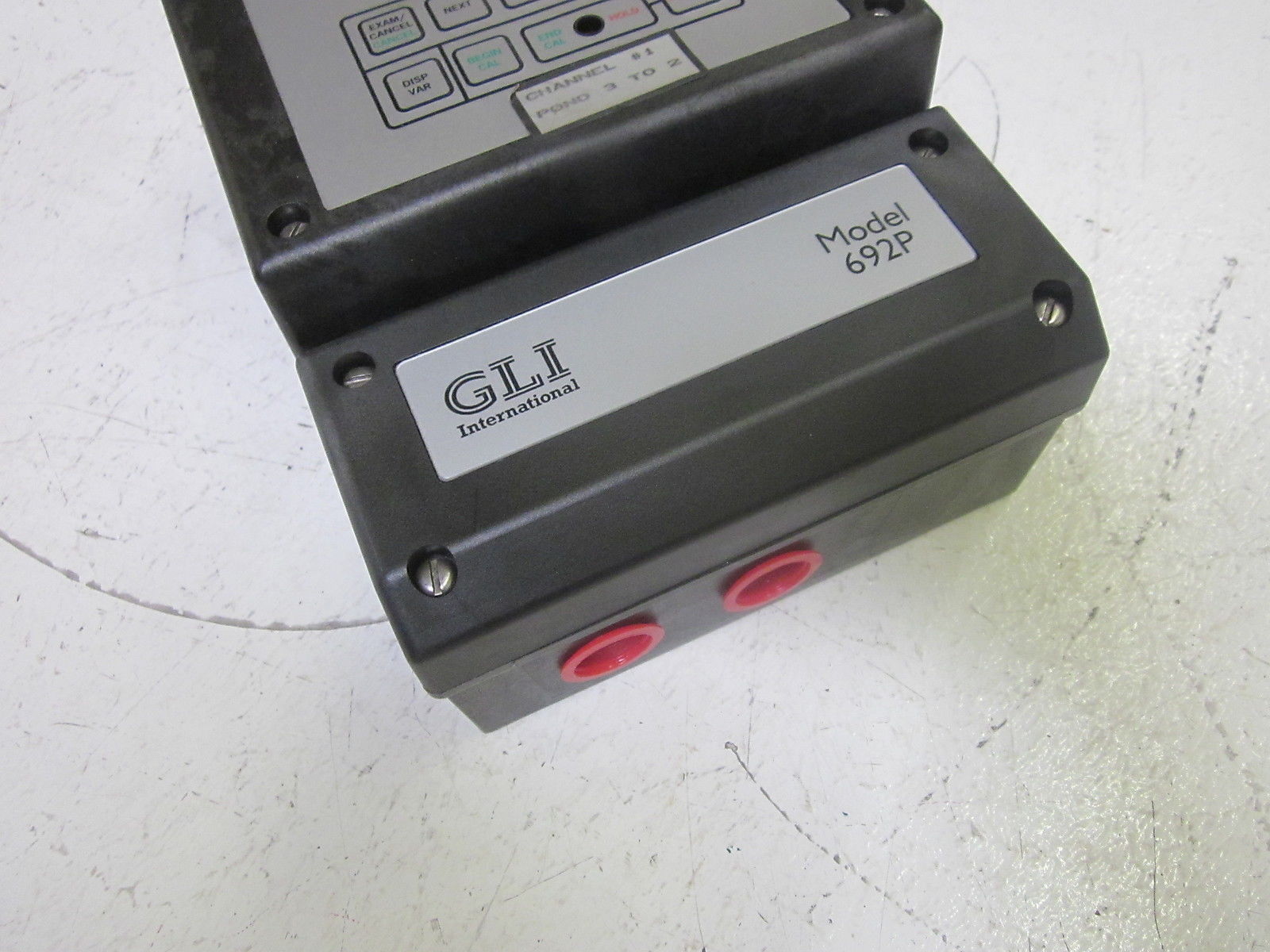 GLI INTERNATIONAL 692P3F5A77N TWO-WIRE PH TRANSMITTER UNMP