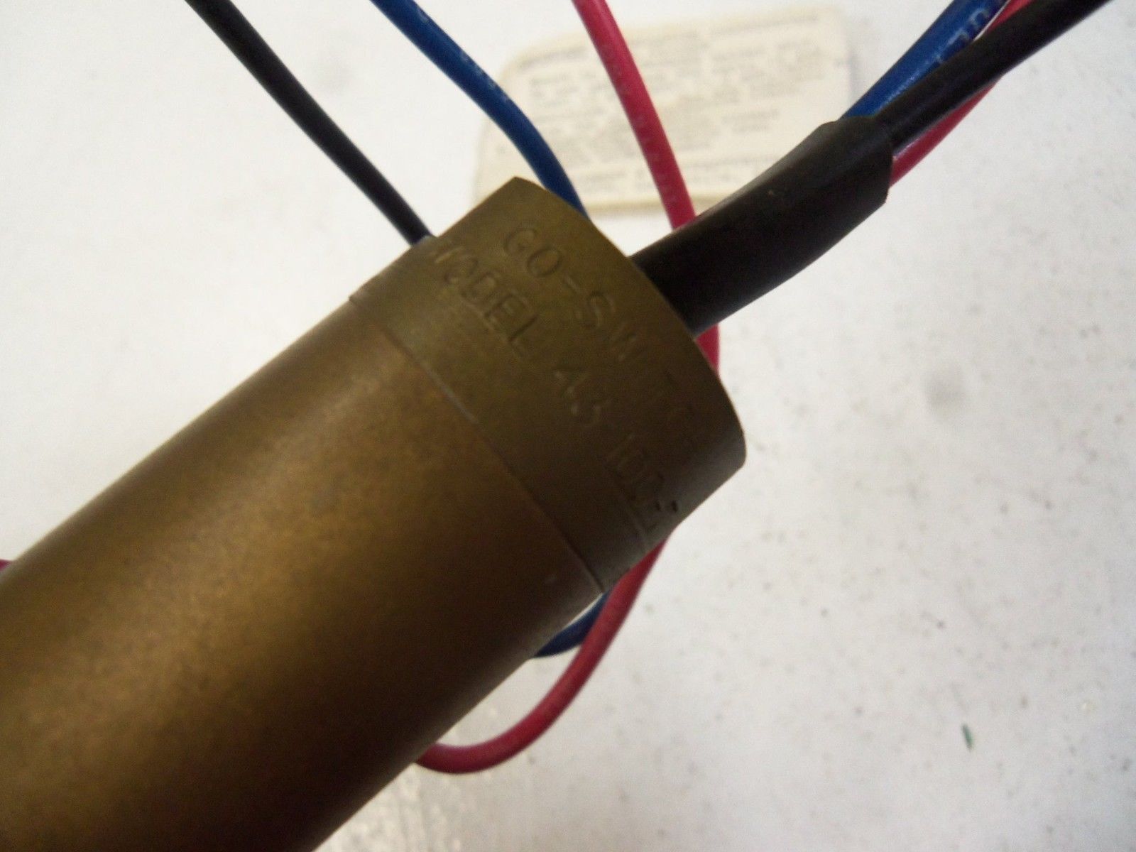 GO SWITCH 43-100-T PROXIMITY LIMIT SWITCH NSNP