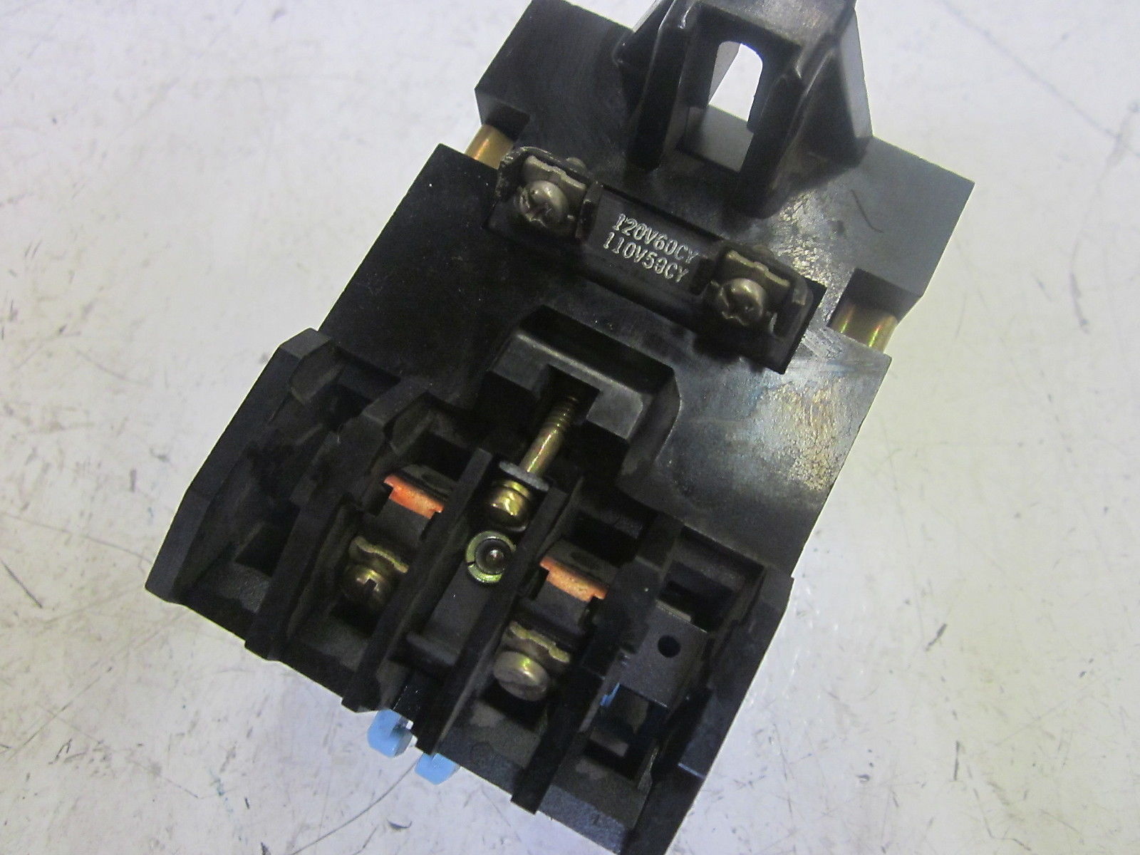 GOULD J20B20 CONTACT BLOCK 300V UNMP