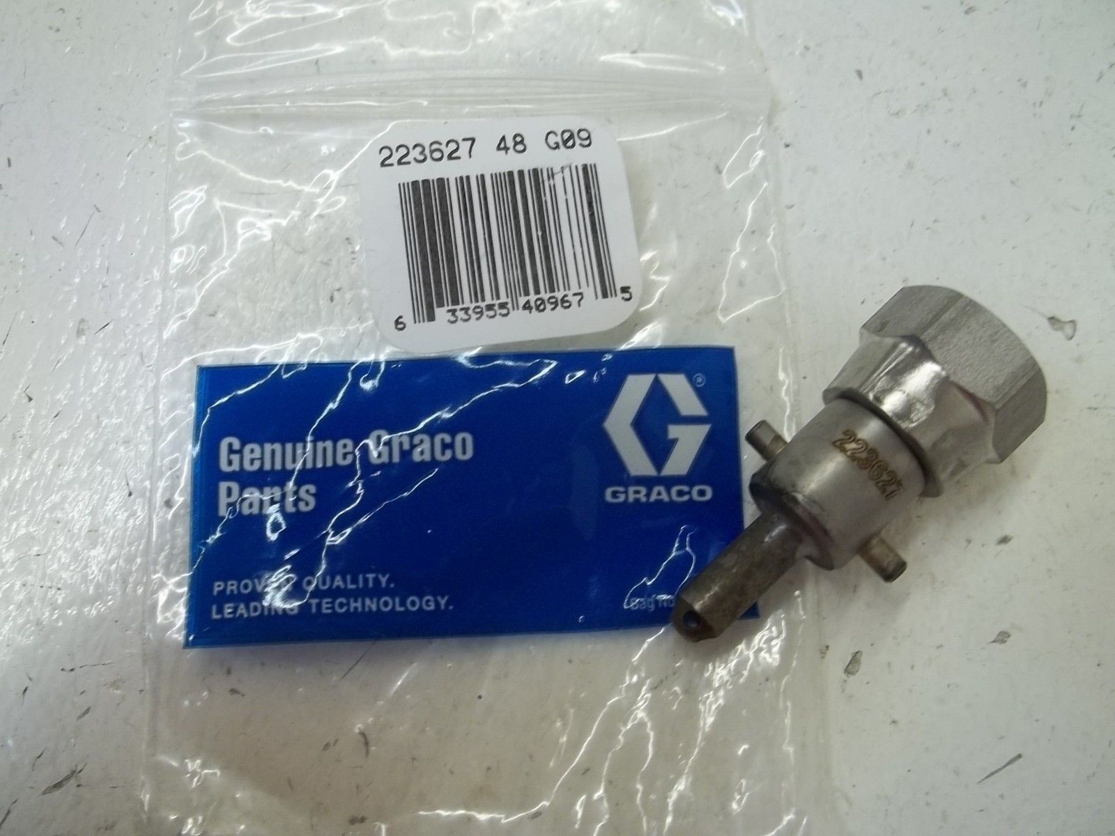 GRACO 223627 FITTING COUPLER UNMP