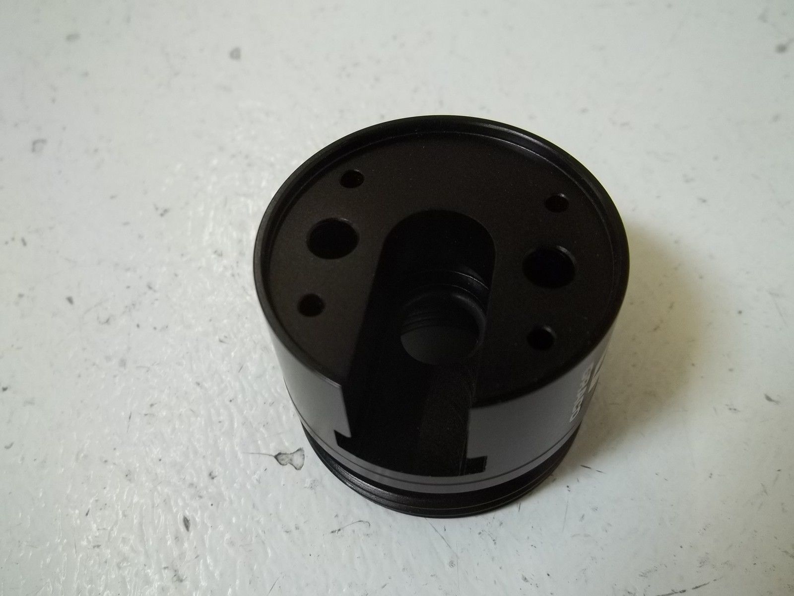 GRACO 234592 HOUSING ASSEMBLY, AIR SPRAY, PRESS (BLACK) NSMP